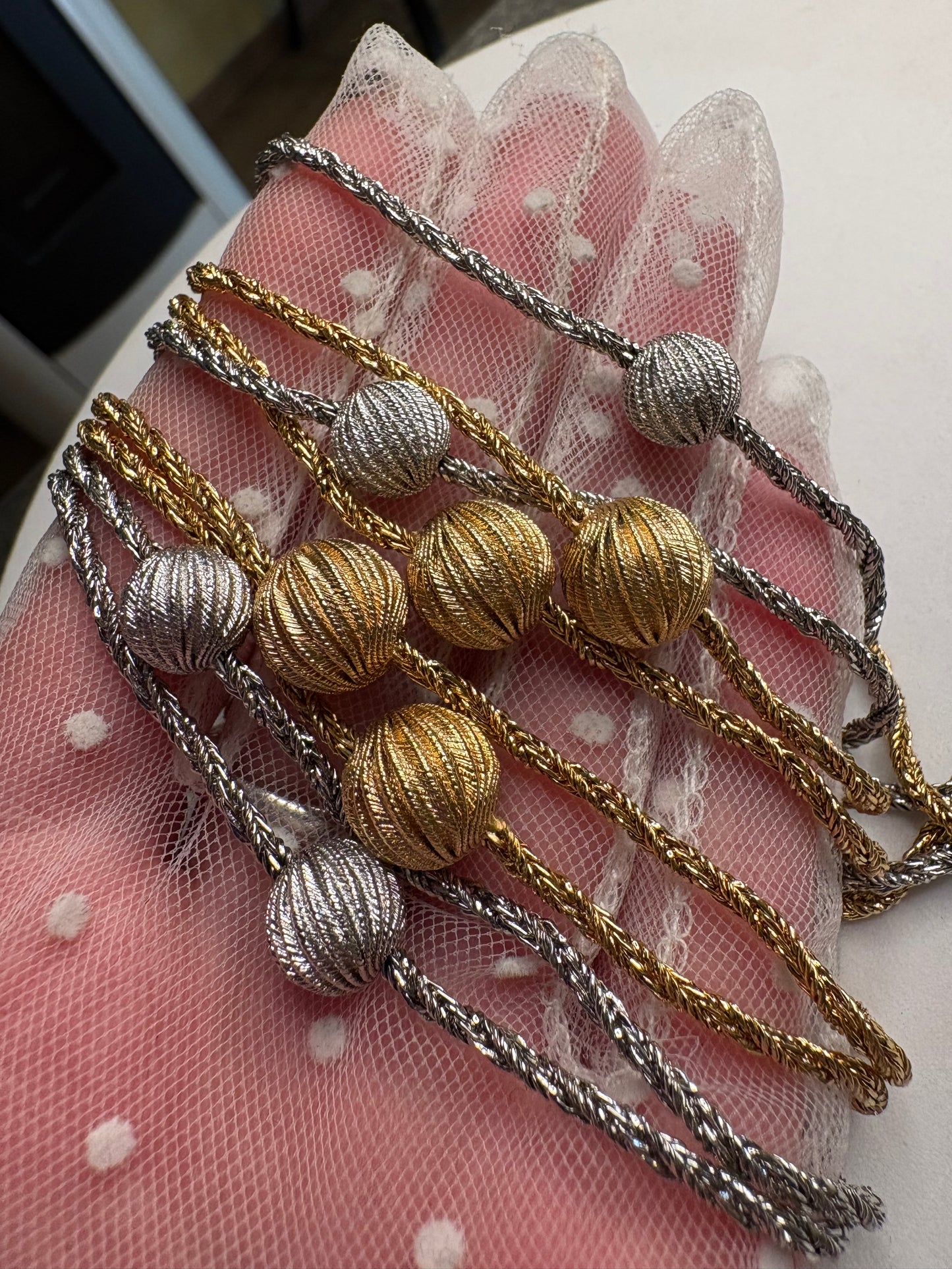 Collana Henkel& Grosee