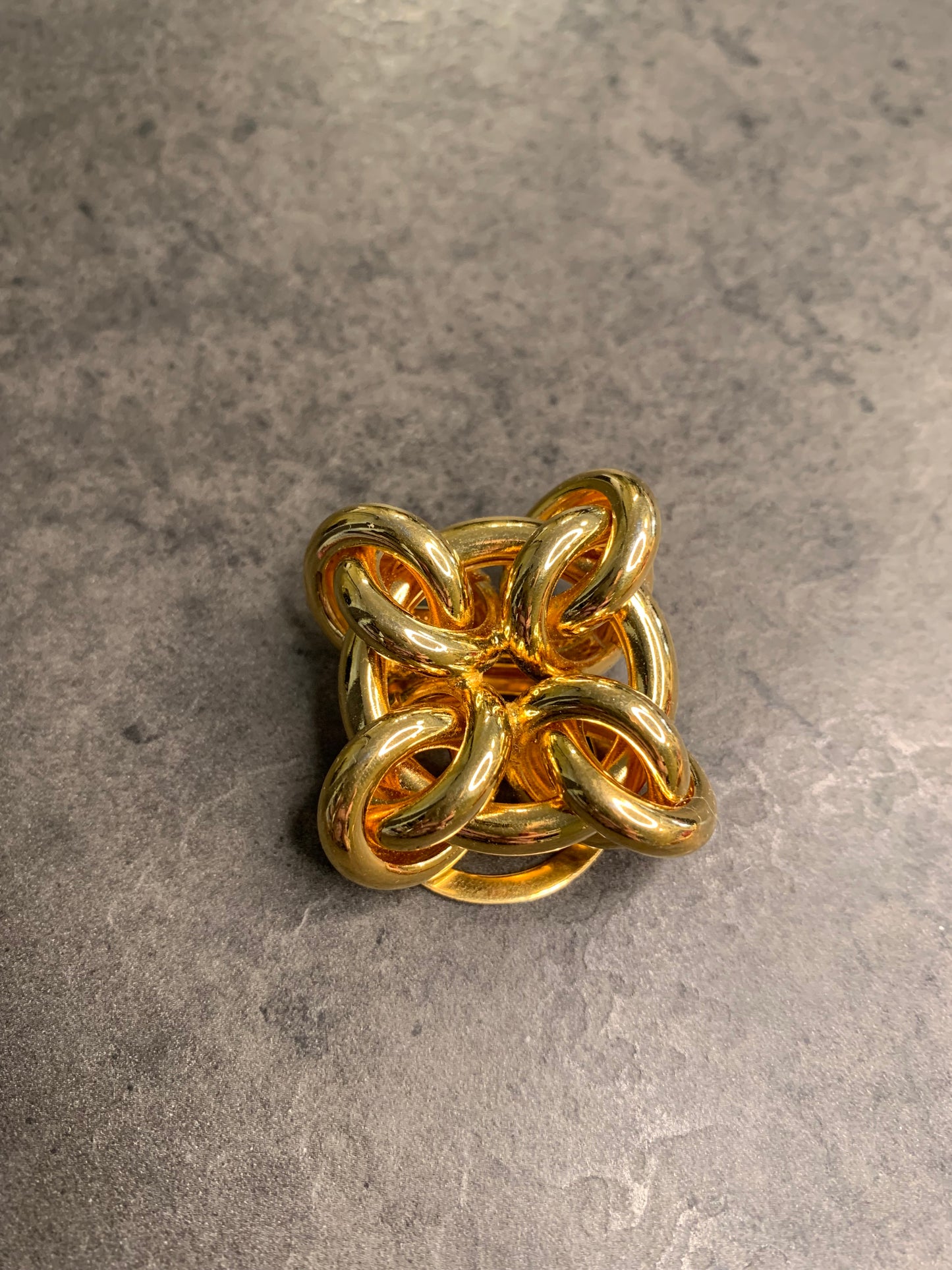 Ferma Foulard “Nodo”