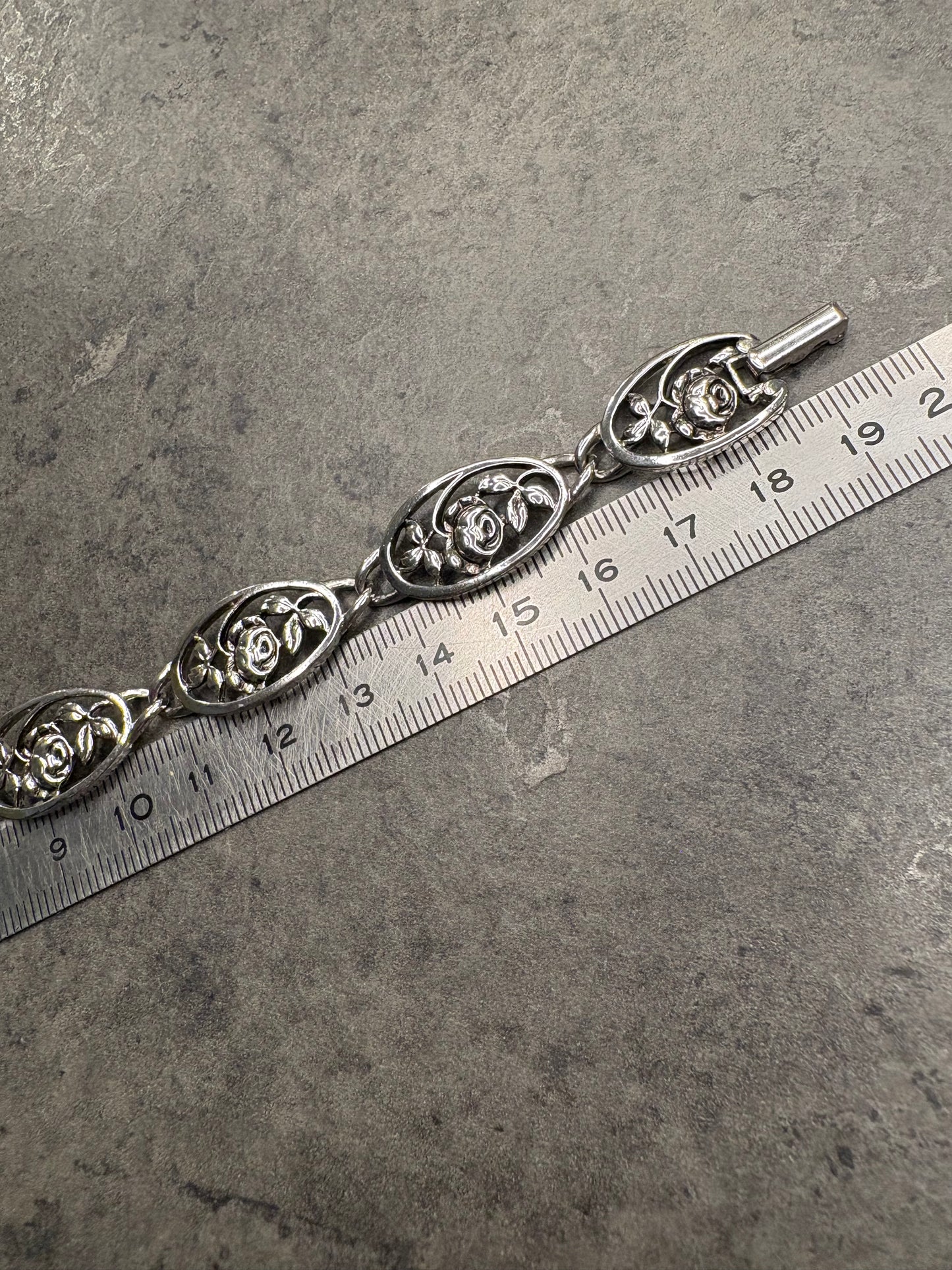 Bracciale Avon 1974