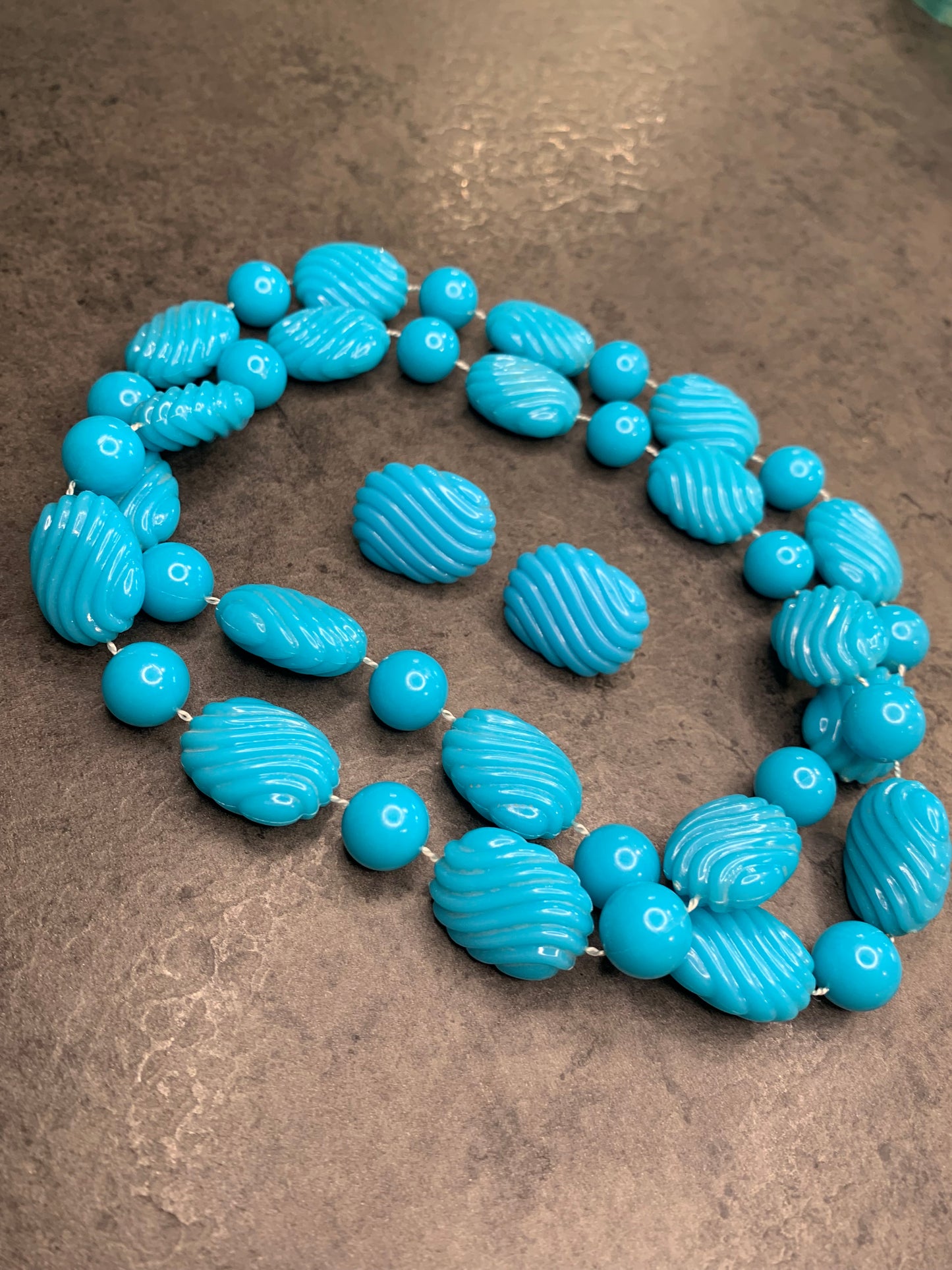 Parure Avon “Color Shapes”