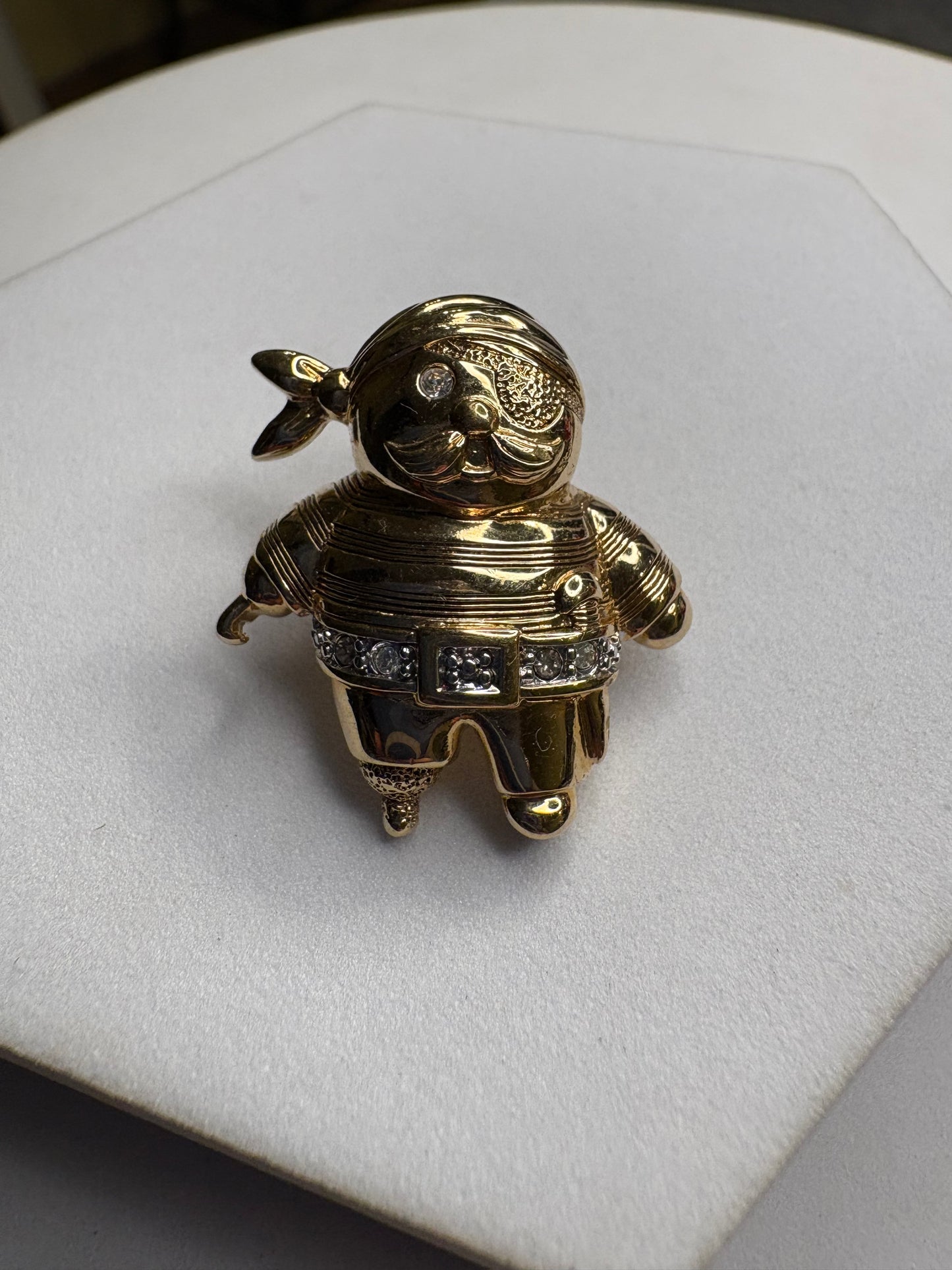 Pin Pierre Lang