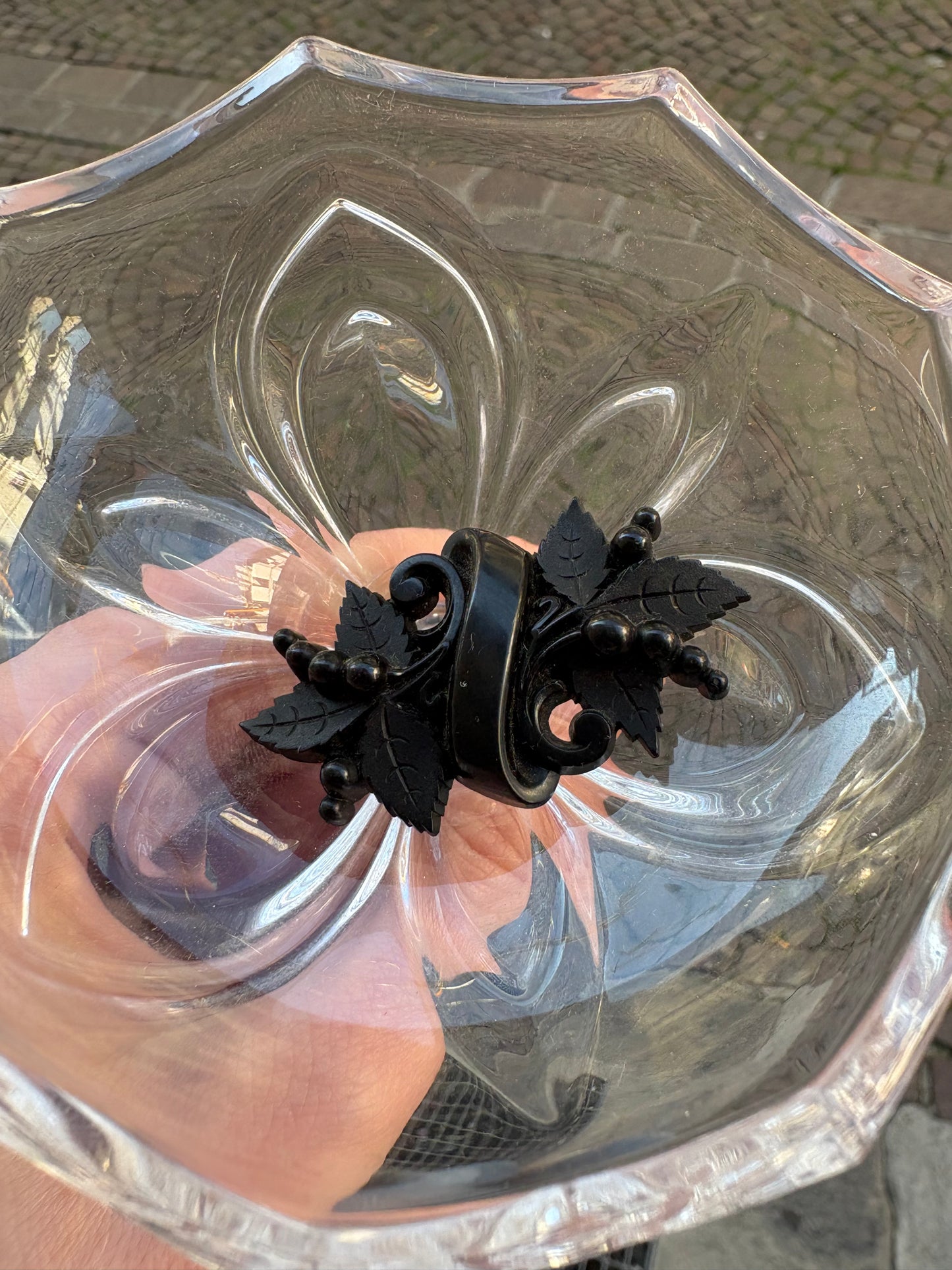 Spilla Vittoriana in Giaietto