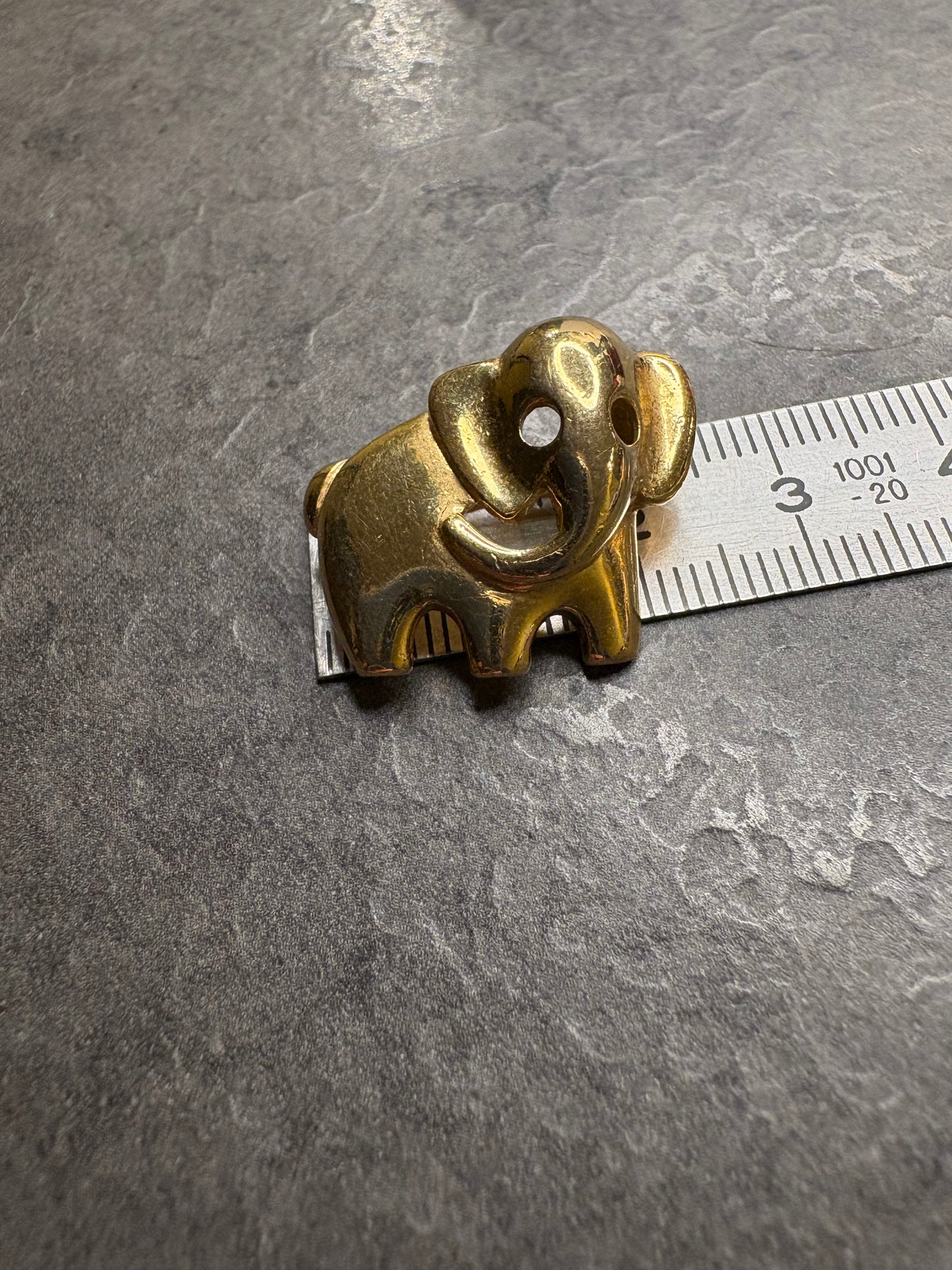 Spilla Trifari “Elefante”