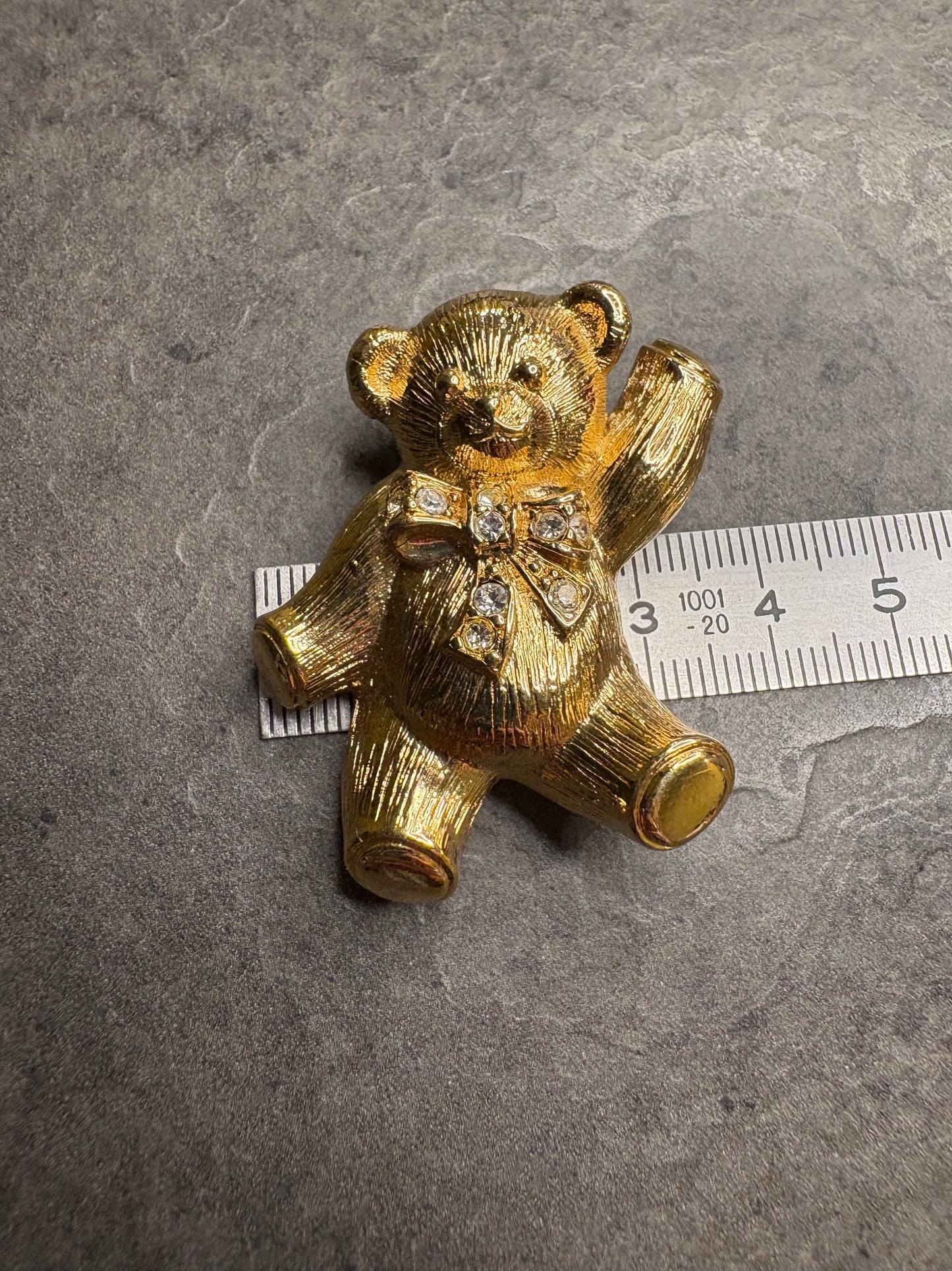 Spilla-Pendente Avon 1992.