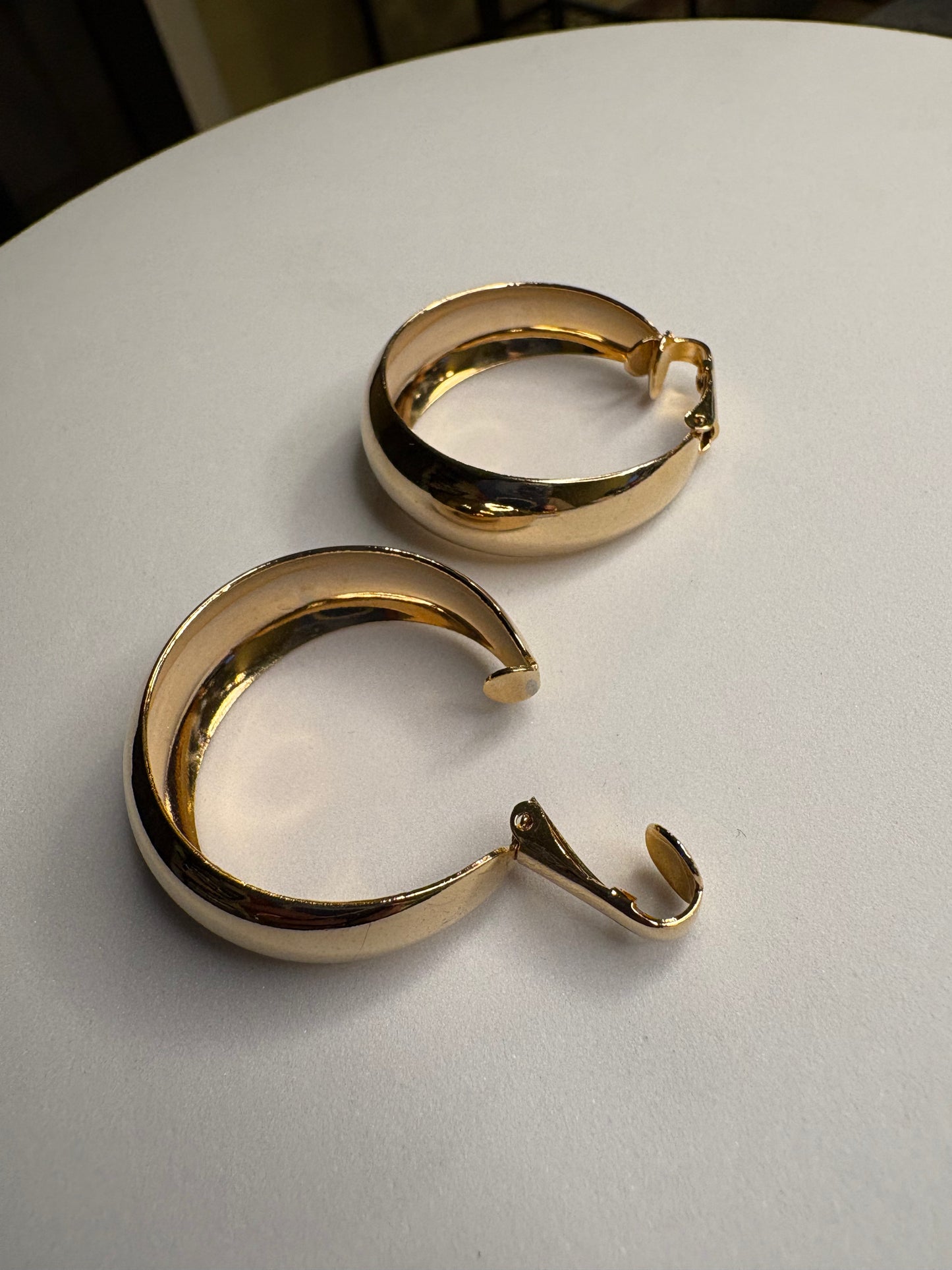 Orecchìni a clip “Cerchi medi”