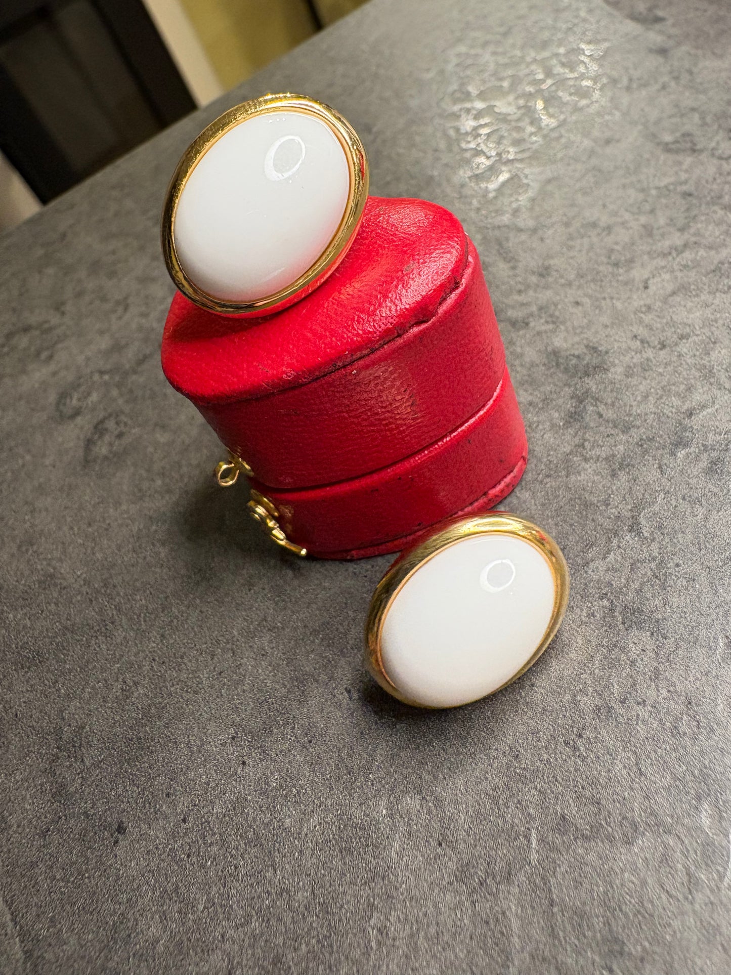 Orecchìni Trifari TM