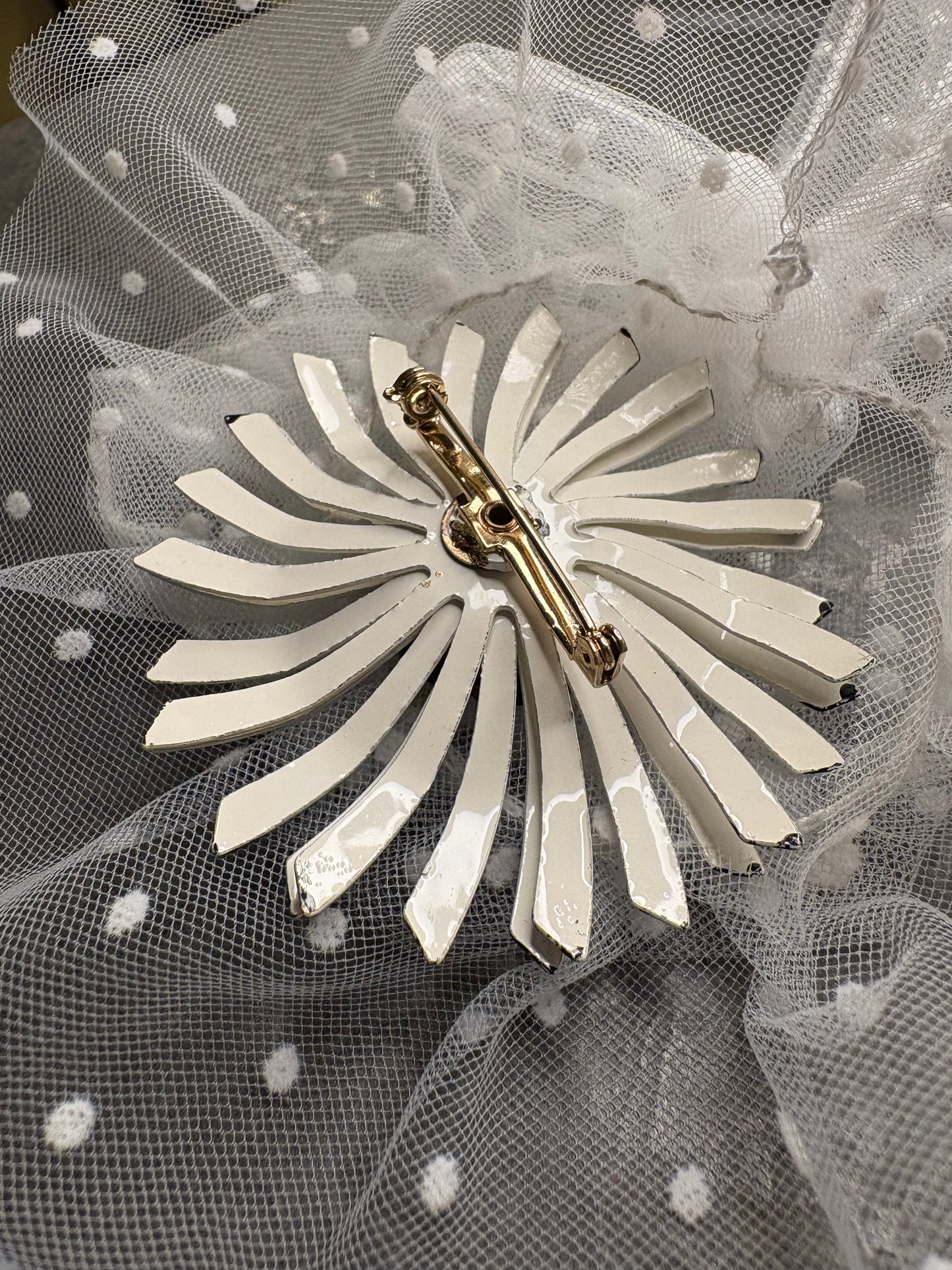 Spilla “Fiore Smaltato”