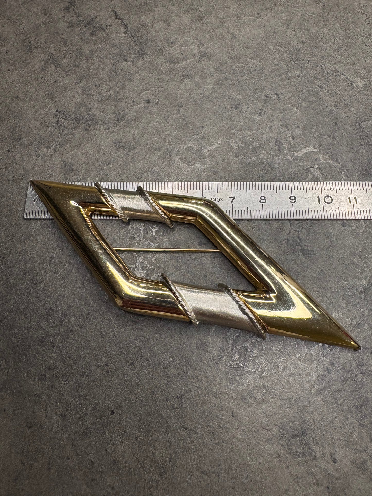 Spilla “Bicolore”