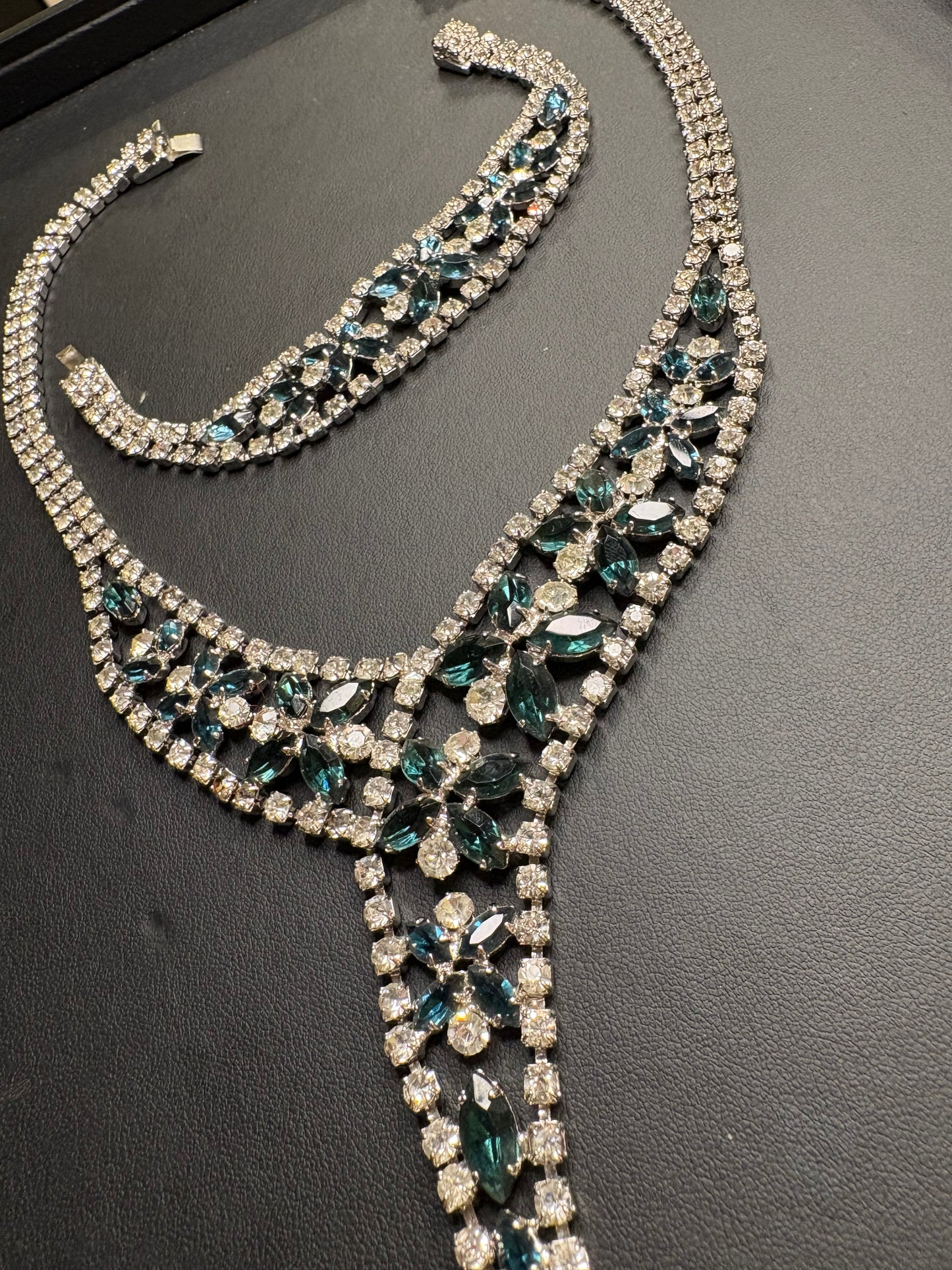 Parure “Fiori Blu”