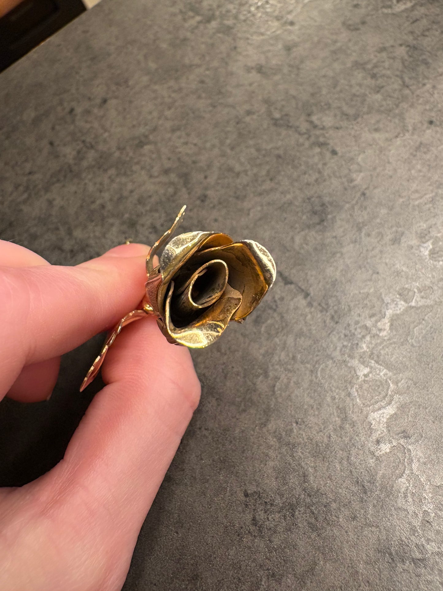 Spilla Giovanni “Rosa di Natale”