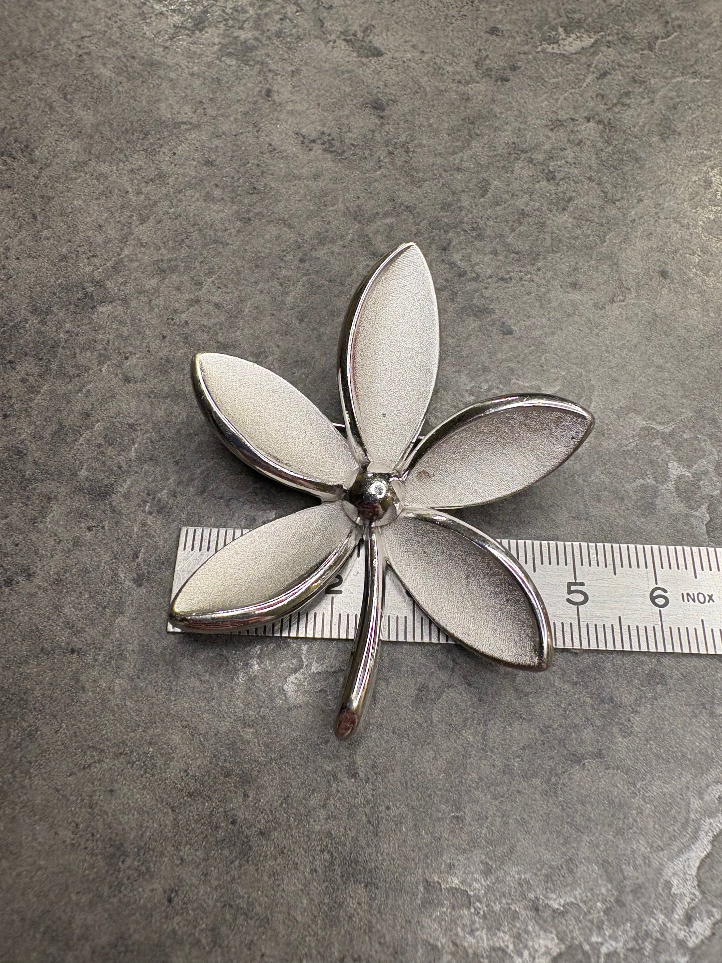 Spilla Trifari “Fiore”