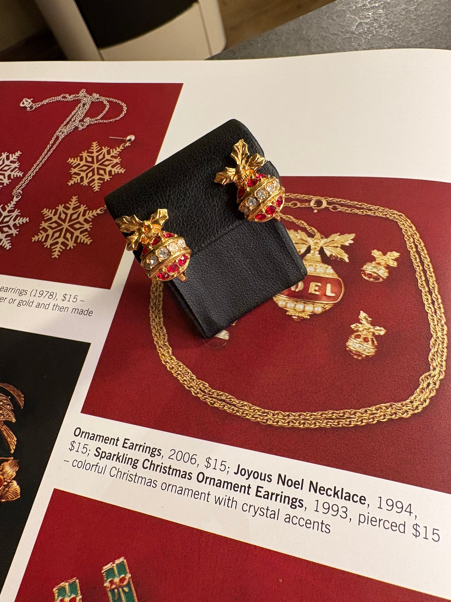 Orecchìni Avon Natale