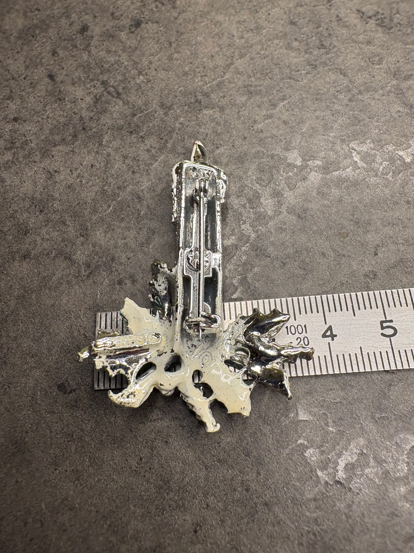 Spilla Gerry’s “Candela”