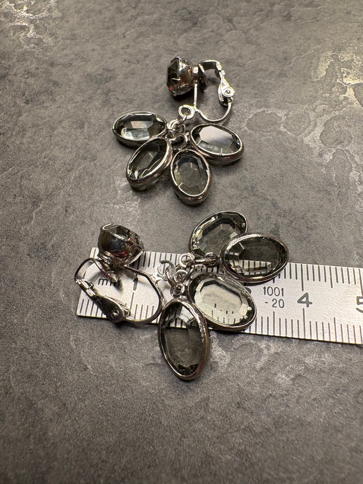 Orecchìni “Bezel”