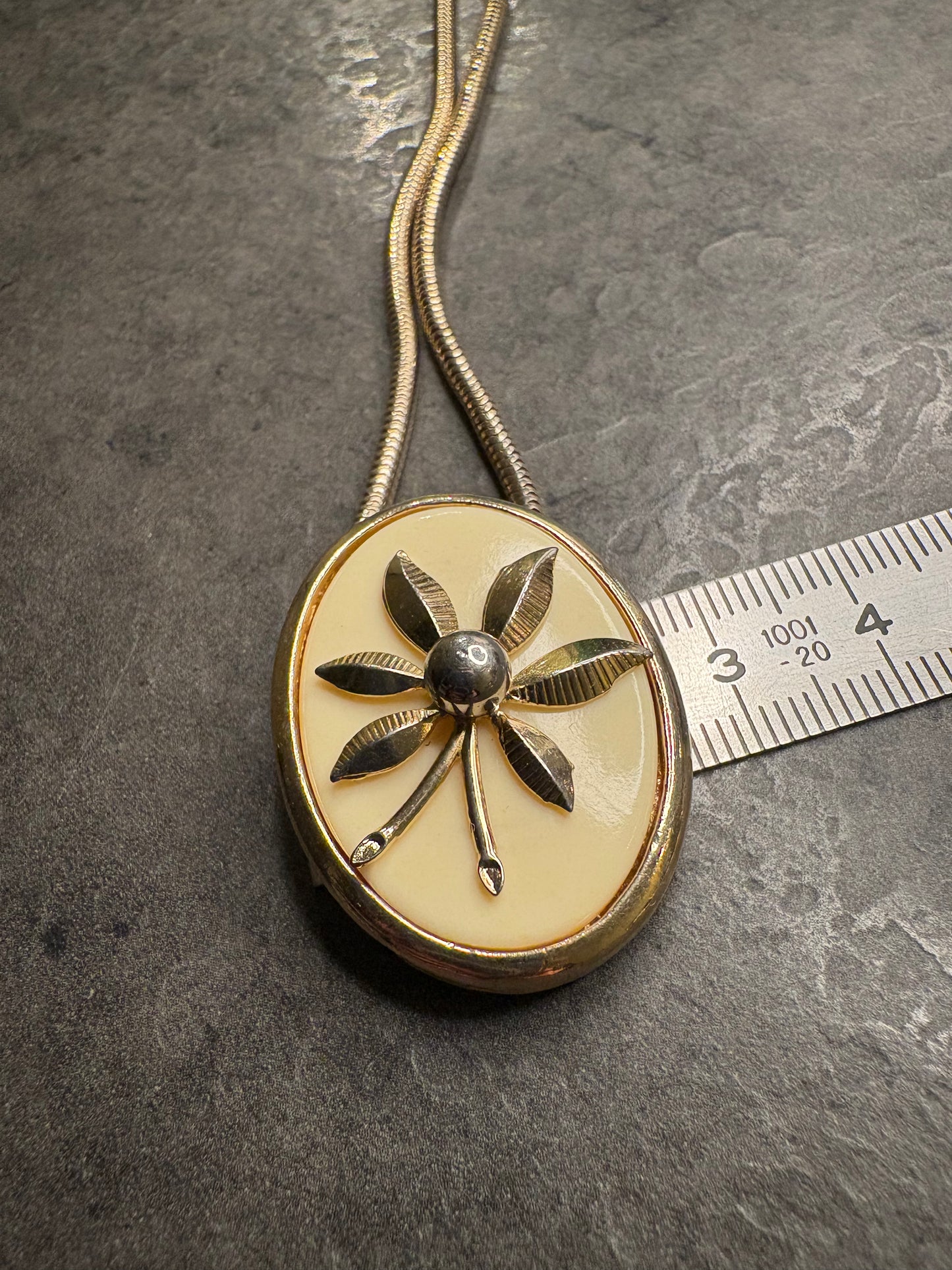 Collana Sarah Coventry 1979