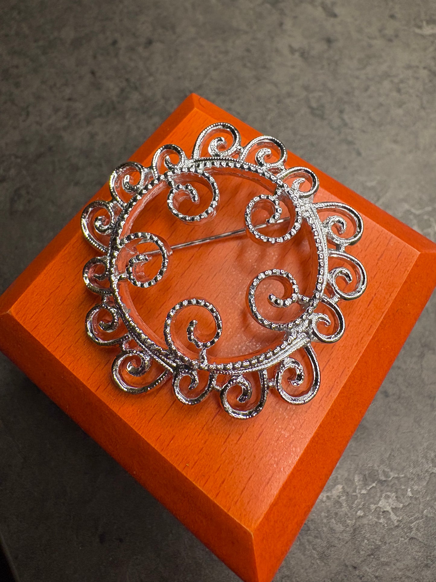 Spilla Sarah Coventry 1971