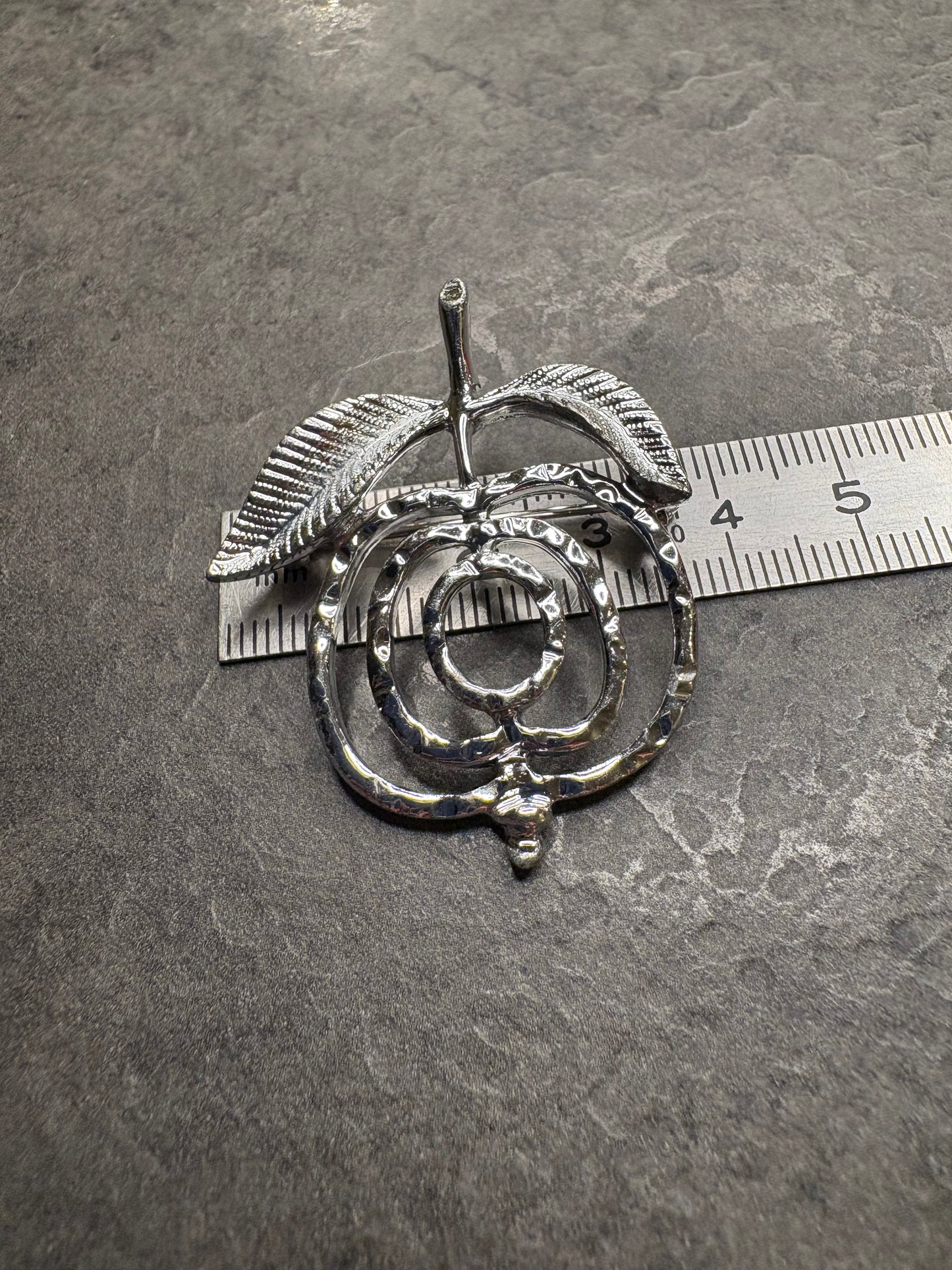 Spilla Sarah Coventry 1972