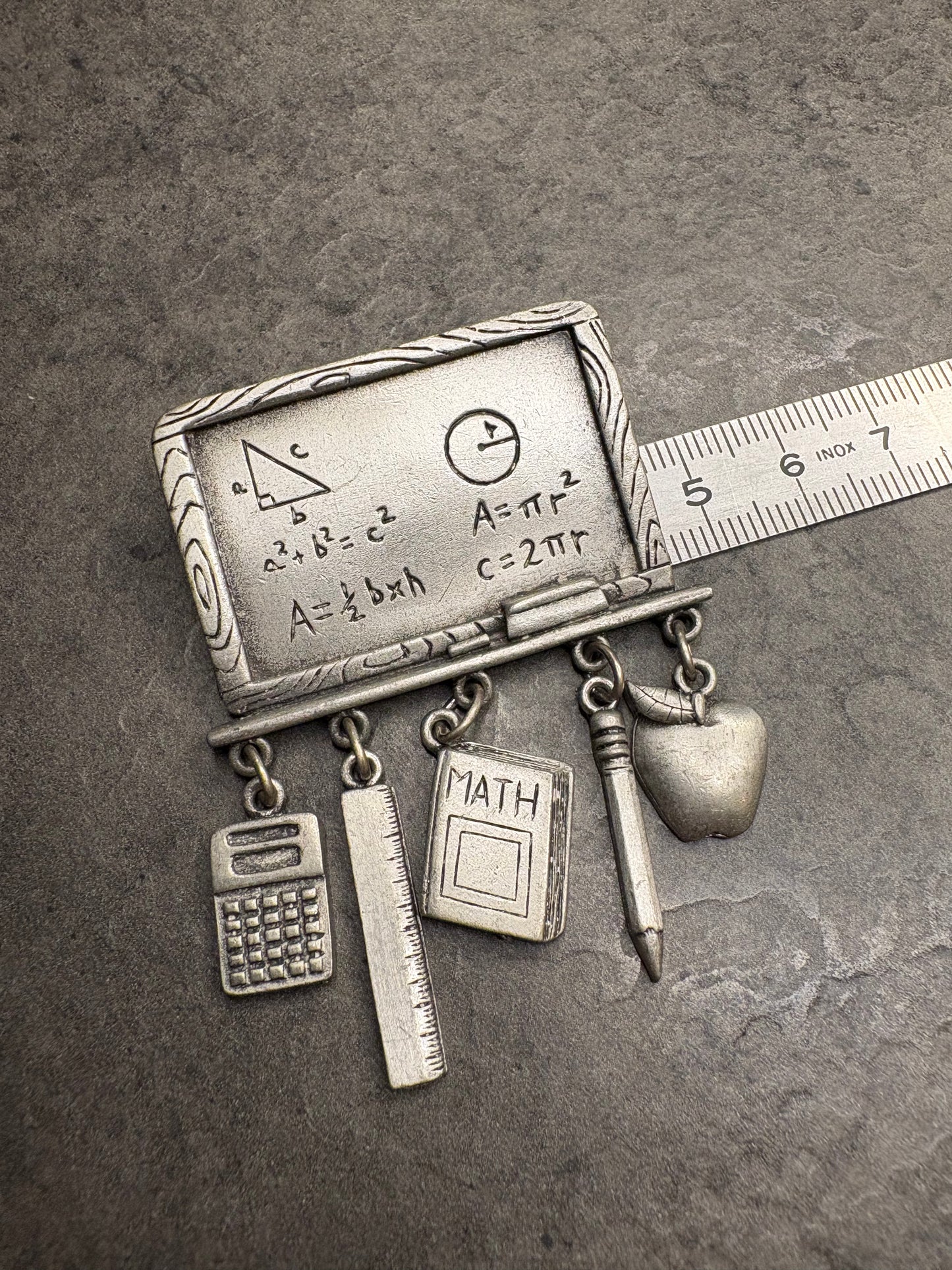 Spilla JJ “Matematica”