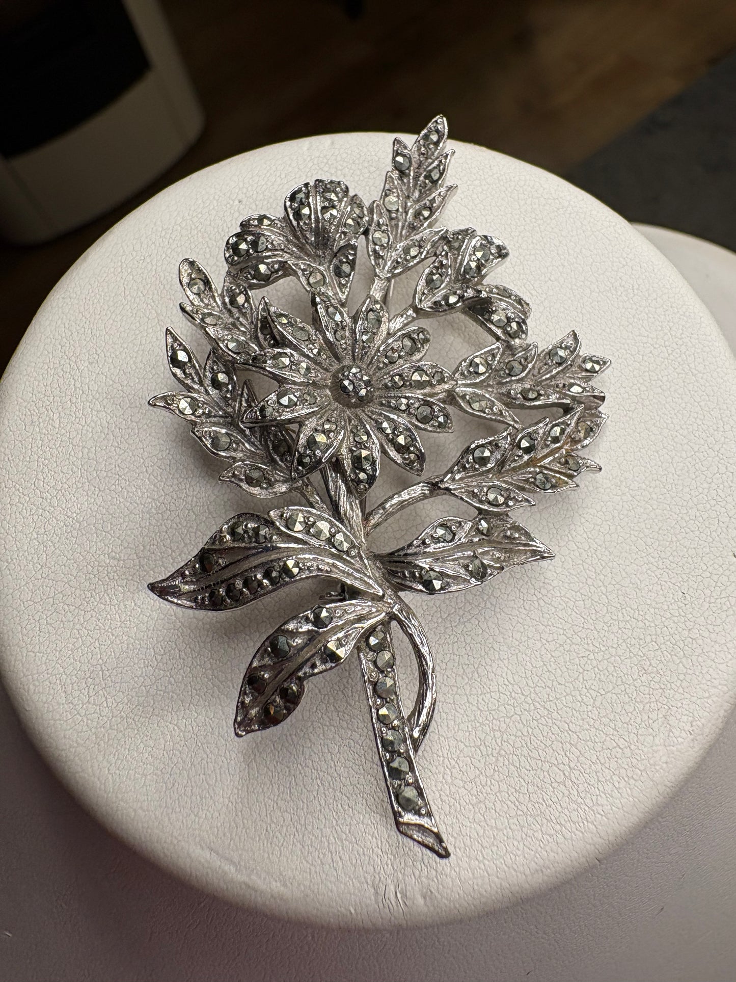 Spilla con Marcasiti