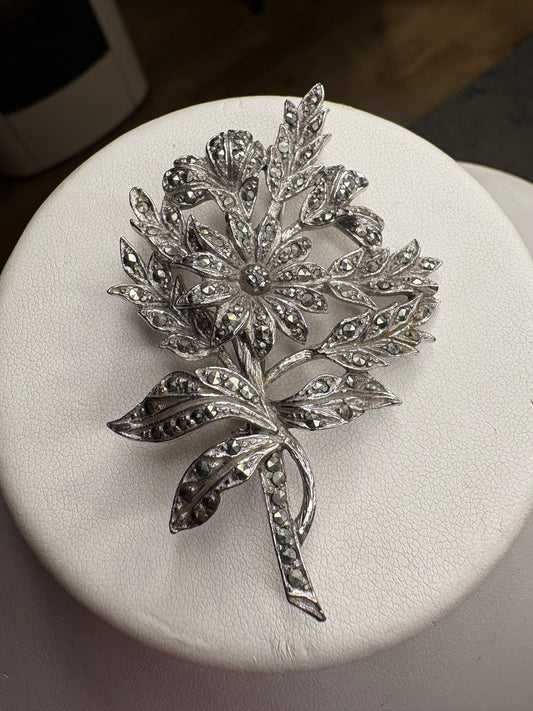 Spilla con Marcasiti