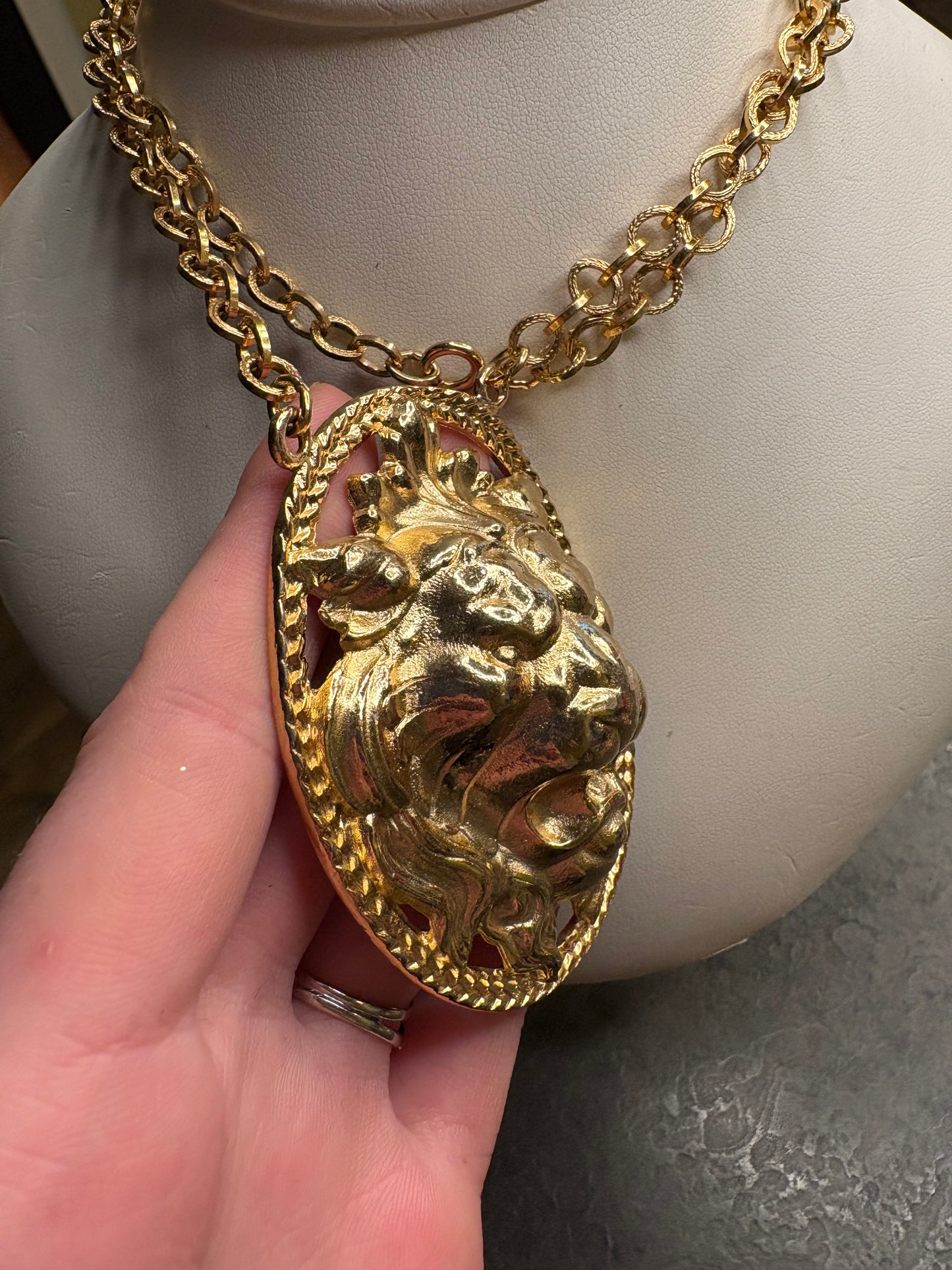 Collana Napier “Leone”