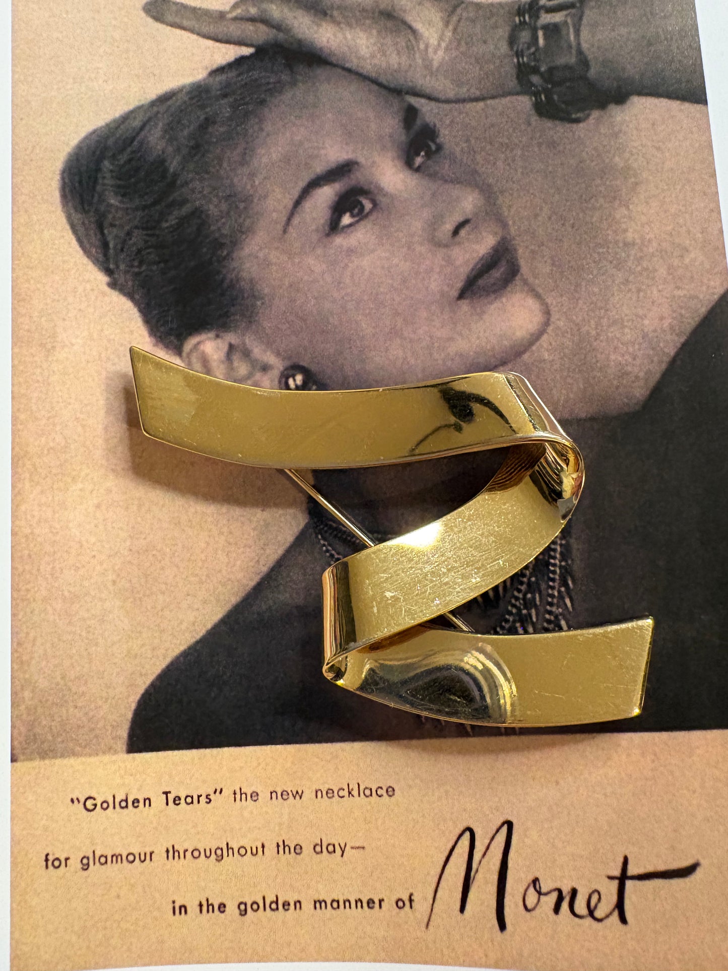 Spilla Monet “Nastro”