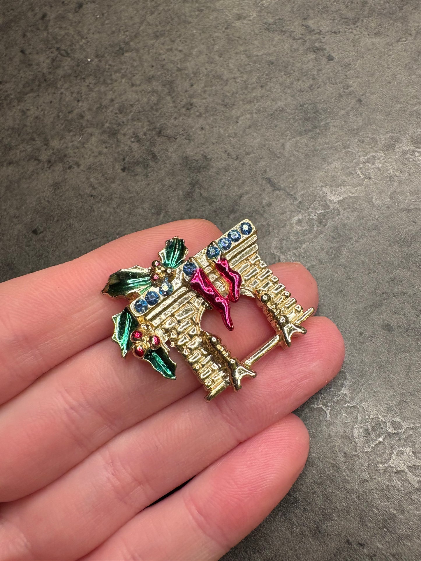 Spilla Natalizia “Camino”