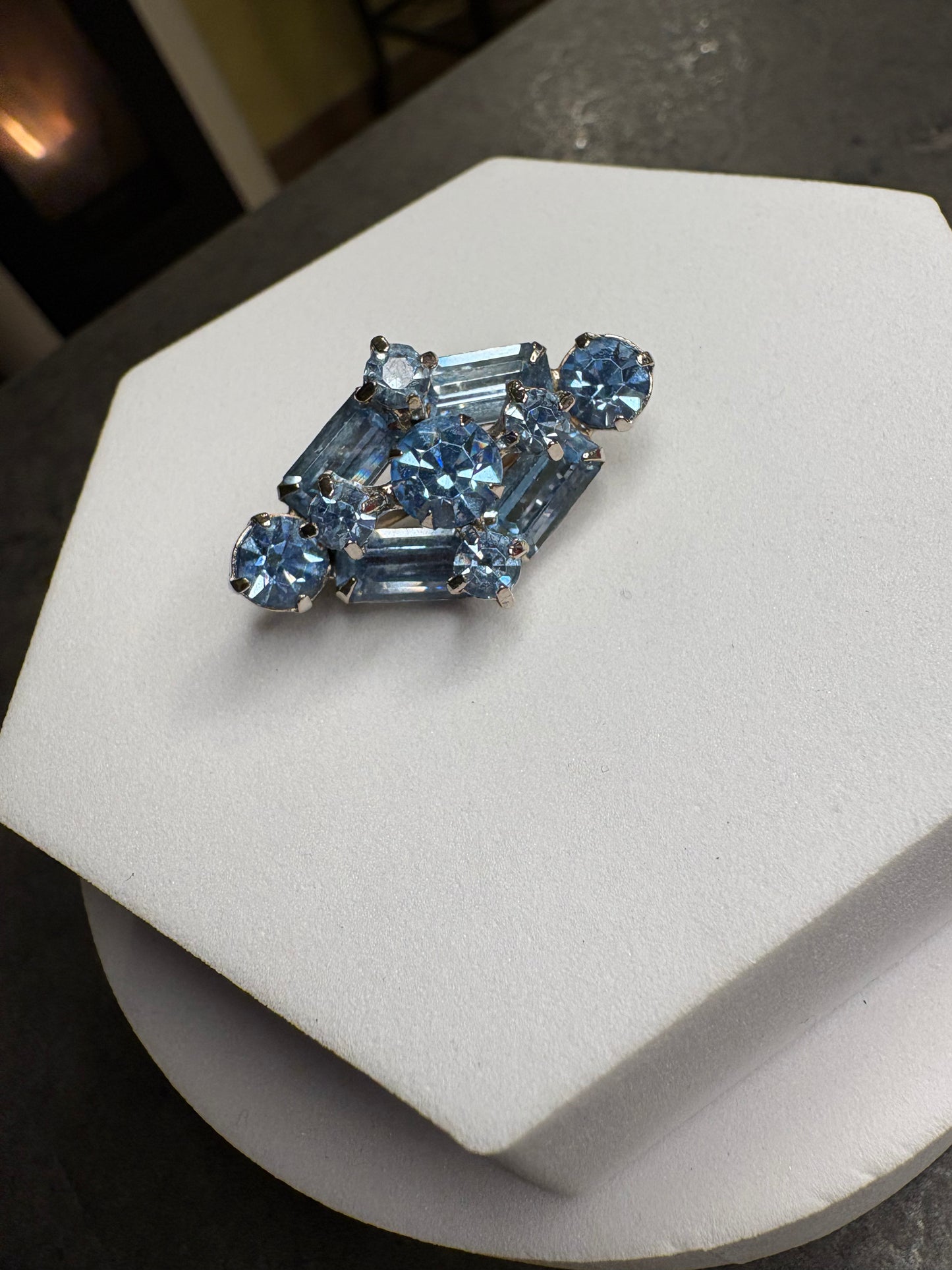 Spilla Cristalli azzurri