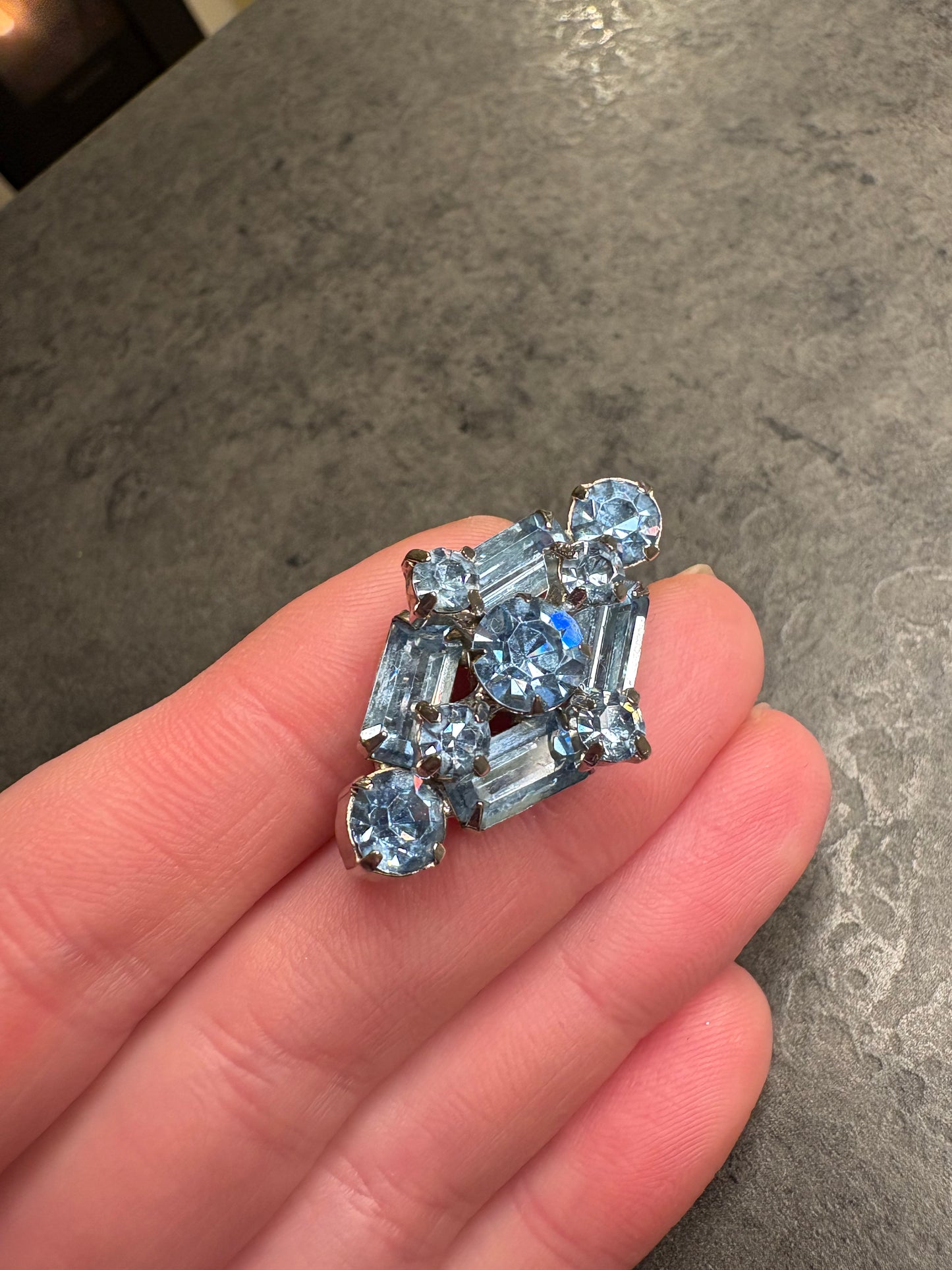 Spilla Cristalli azzurri