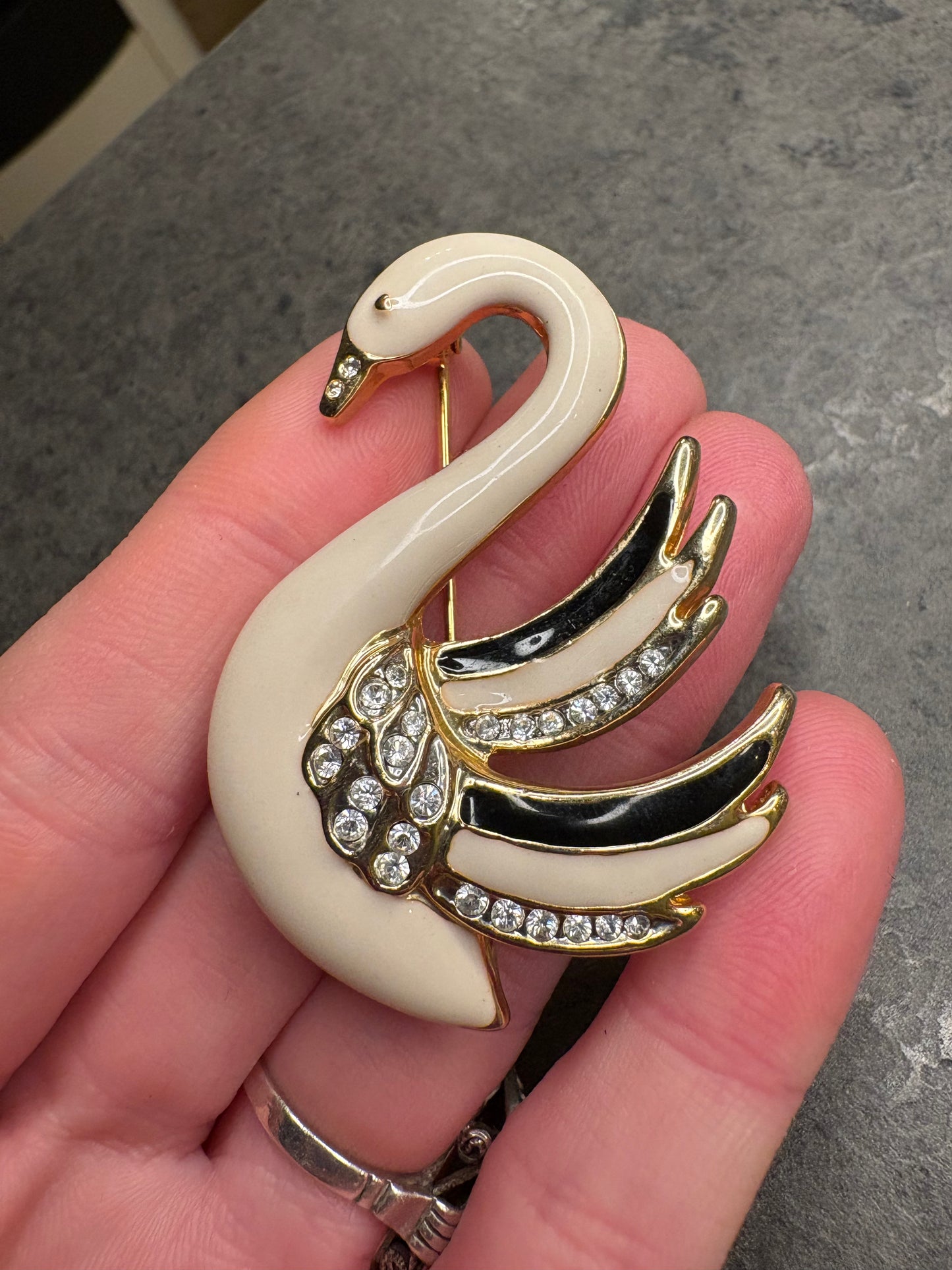 Spilla “Cigno” PB