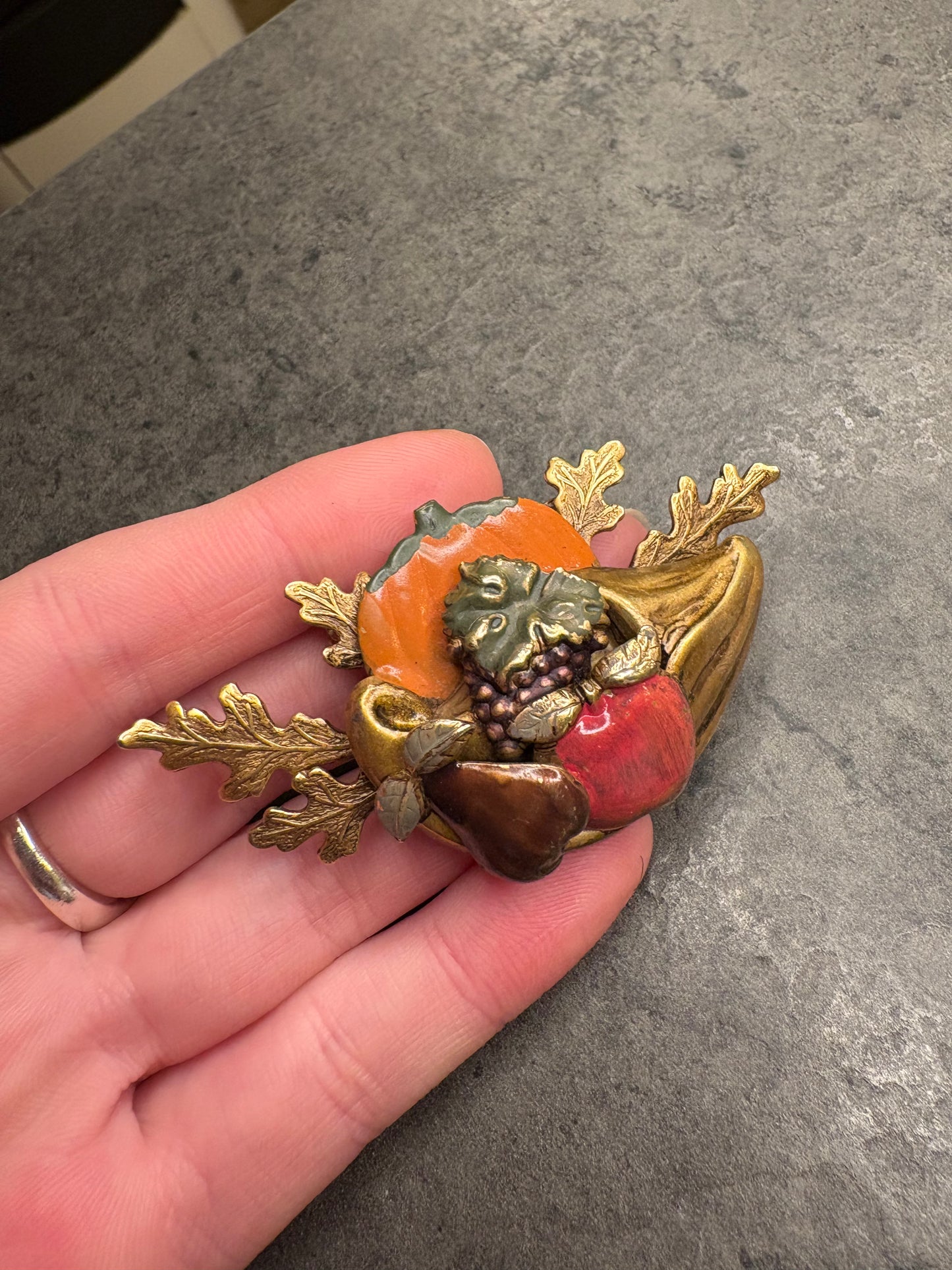 Spilla “Frutta e Verdura”