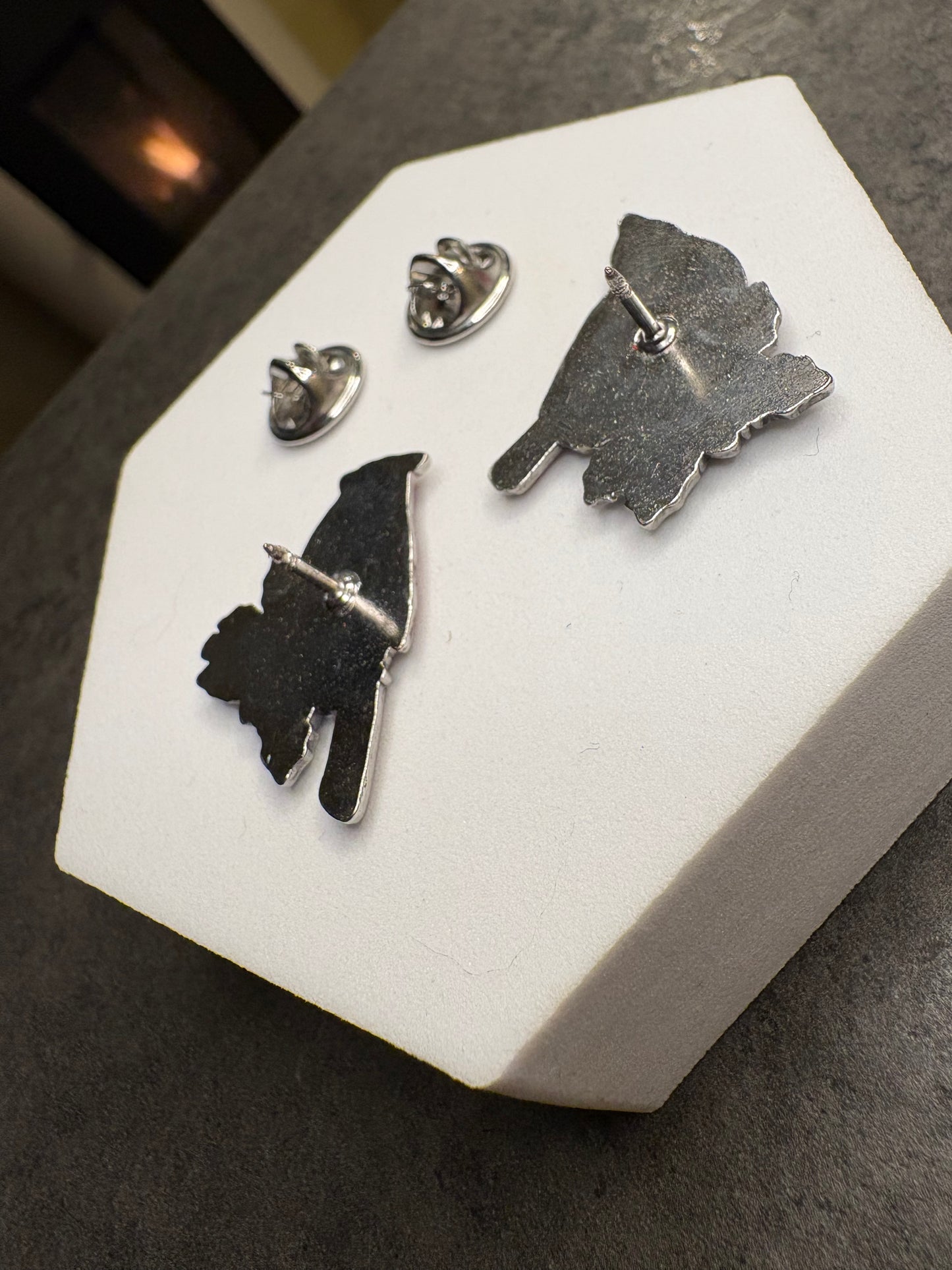 Coppia di pin “Cardinali”