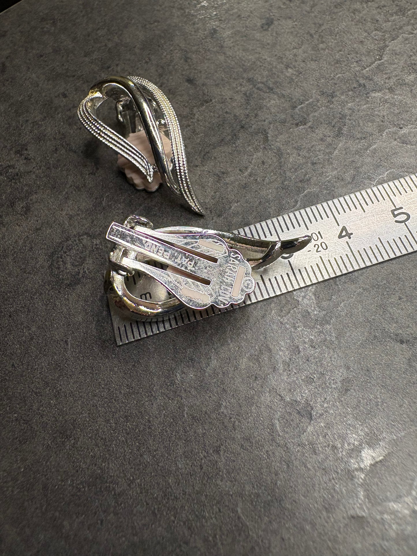 Orecchìni Sarah Coventry 1958