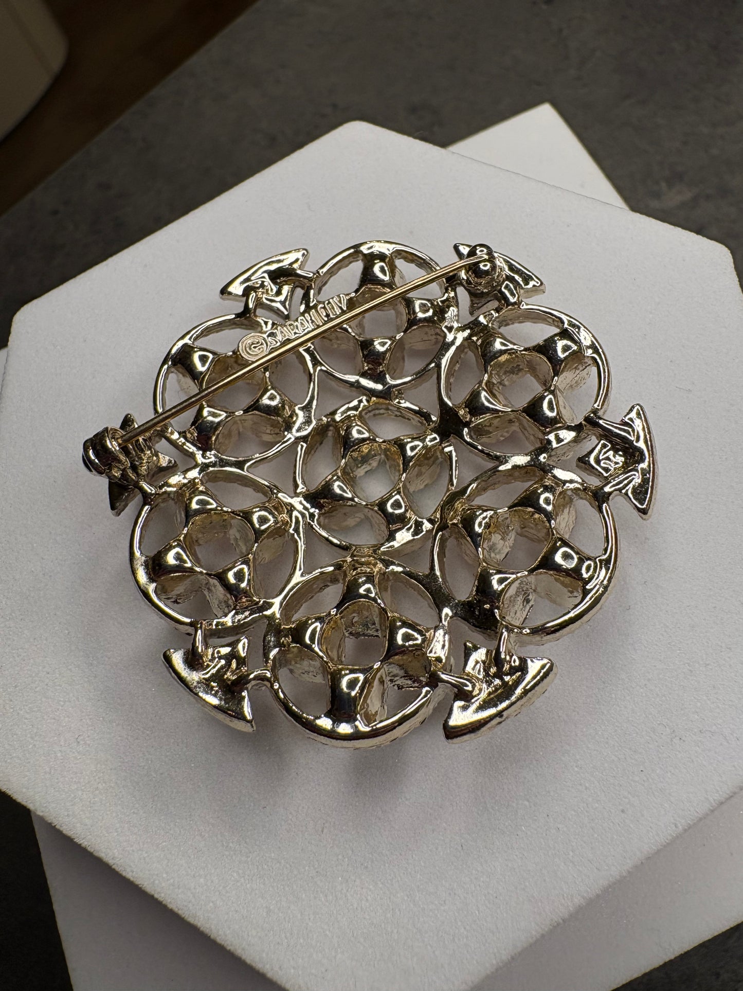 Spilla Sarah Coventry 1971