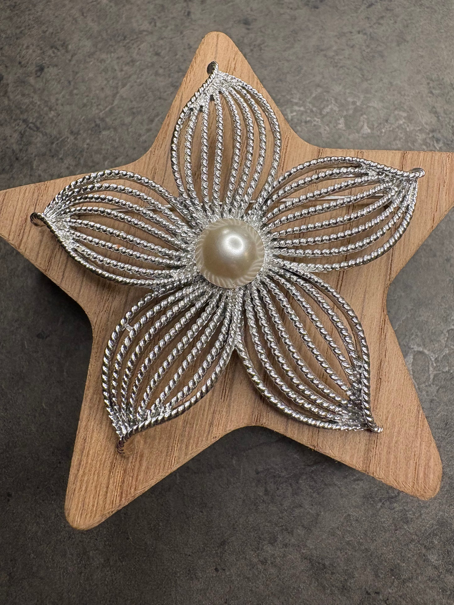 Spilla Sarah Coventry 1966