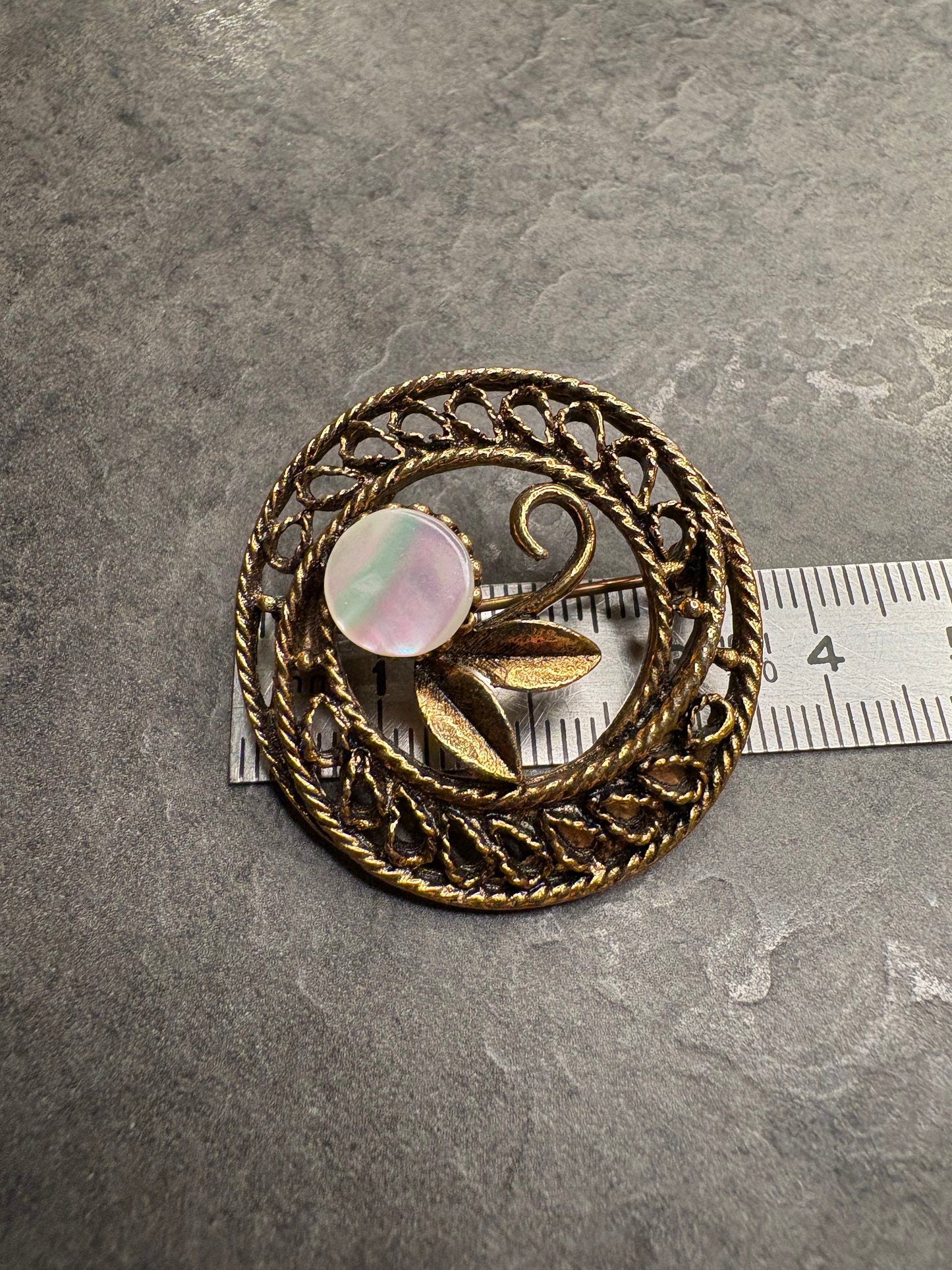 Spilla con Madreperla