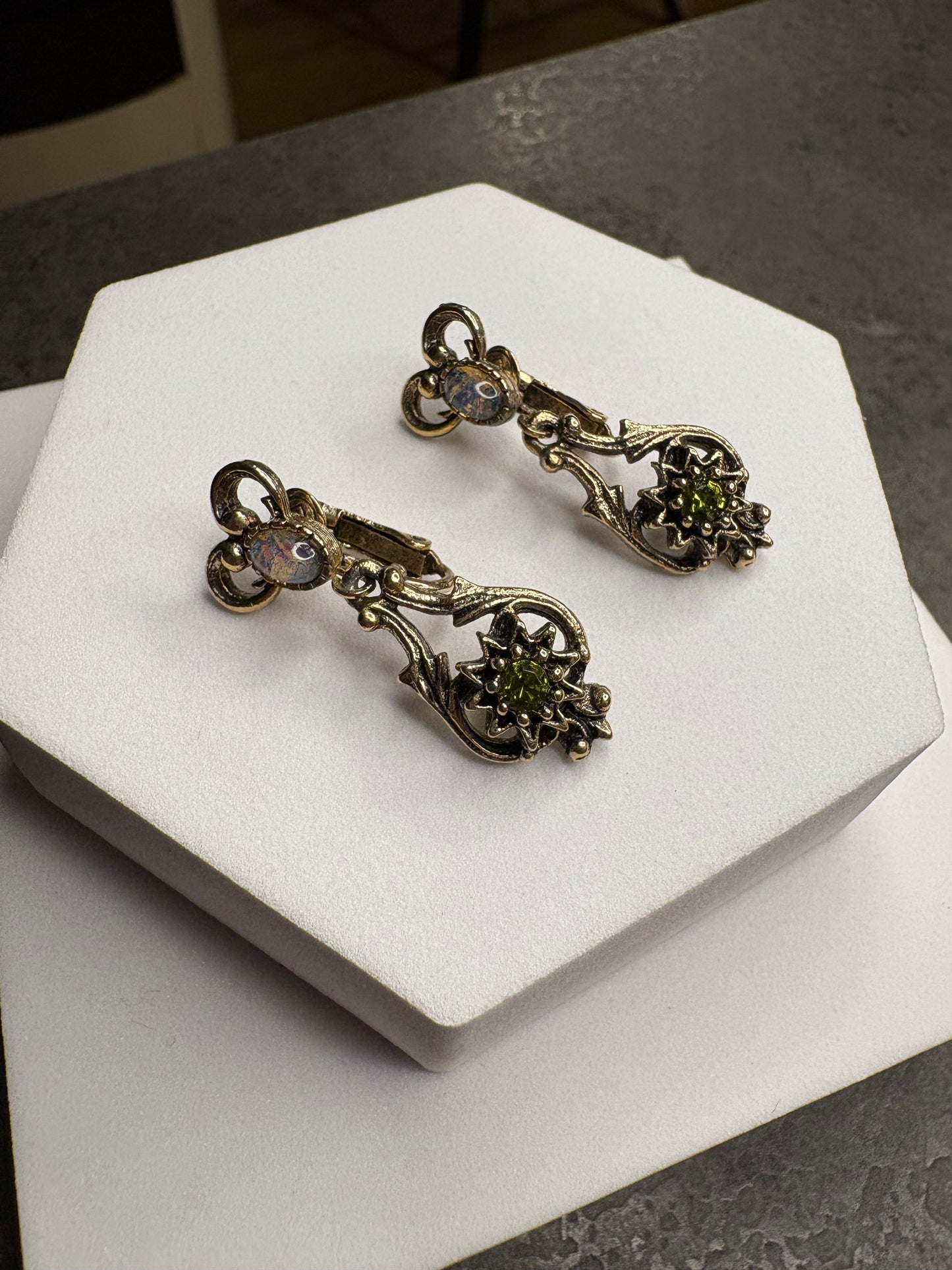 Orecchìni Sarah Coventry 1974