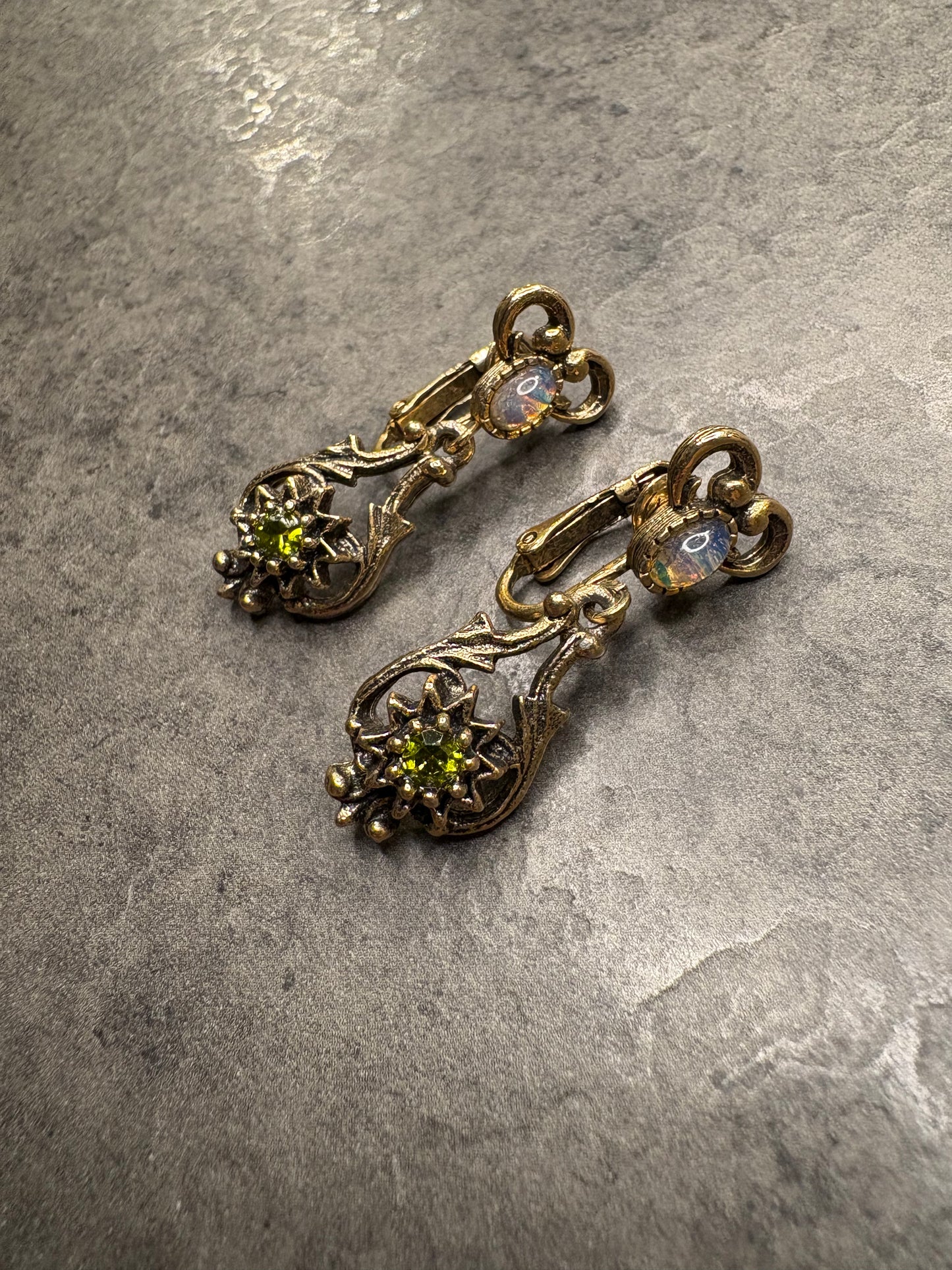 Orecchìni Sarah Coventry 1974