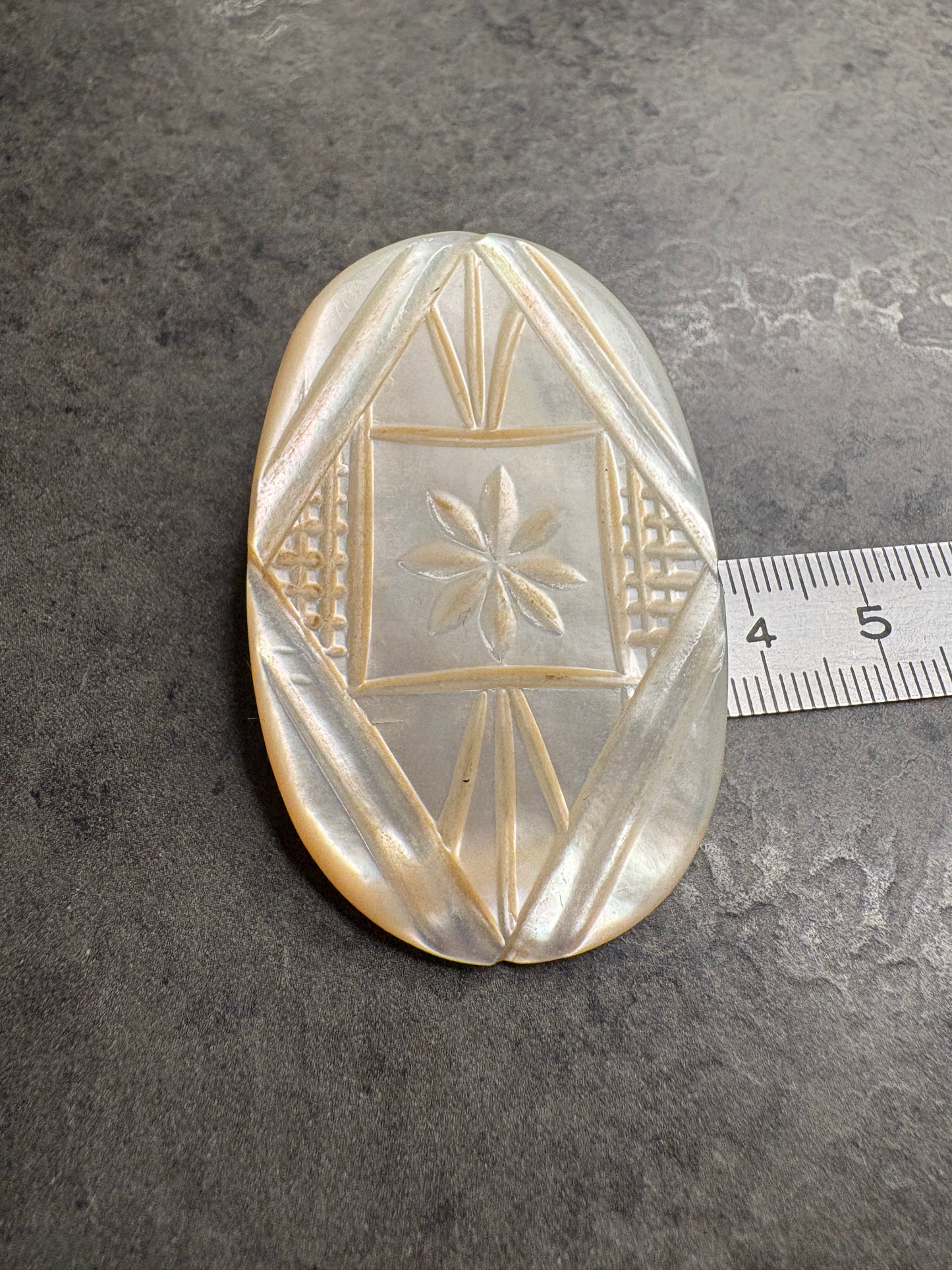Spilla Madreperla