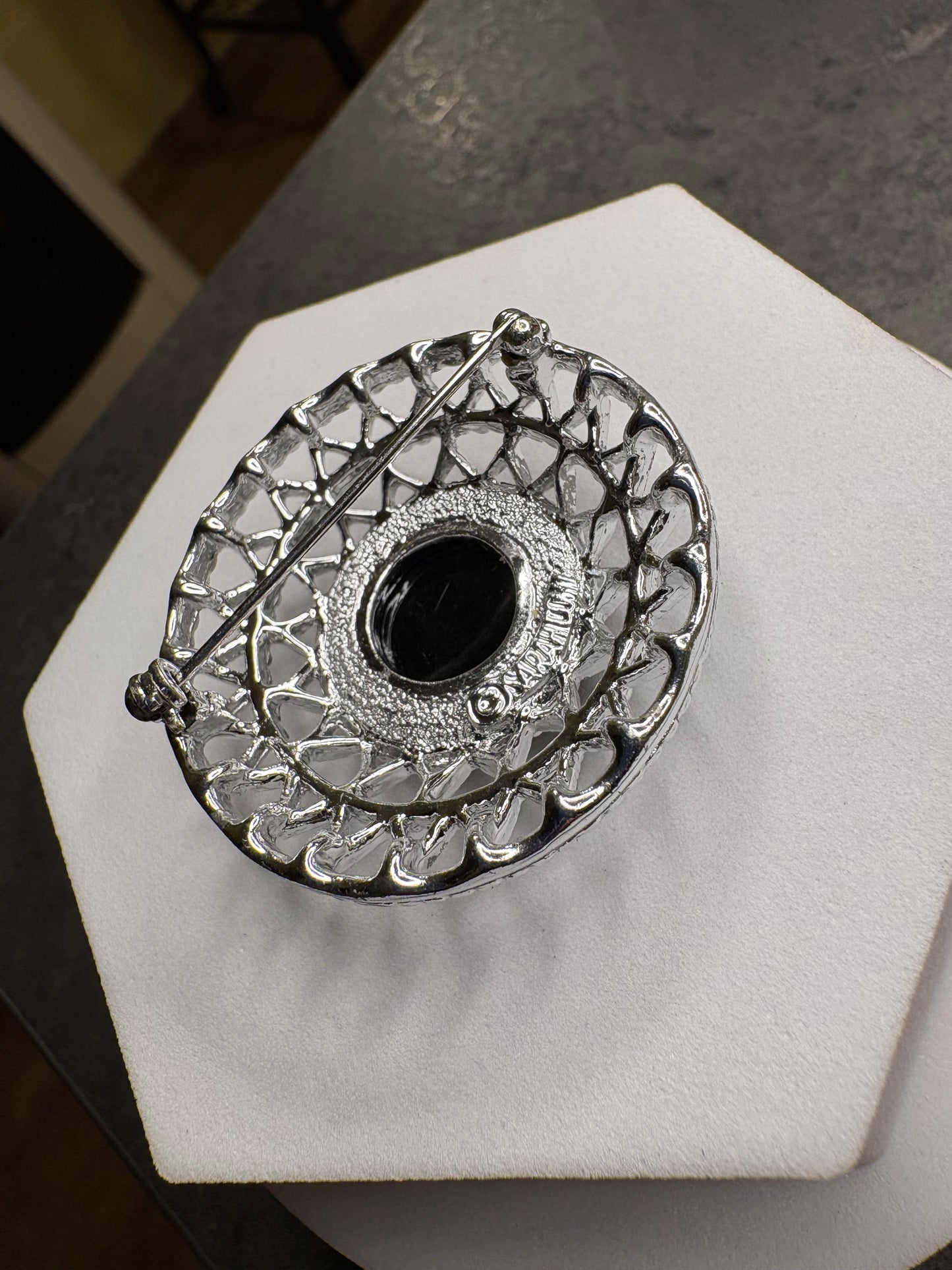 Spilla Sarah Coventry 1970