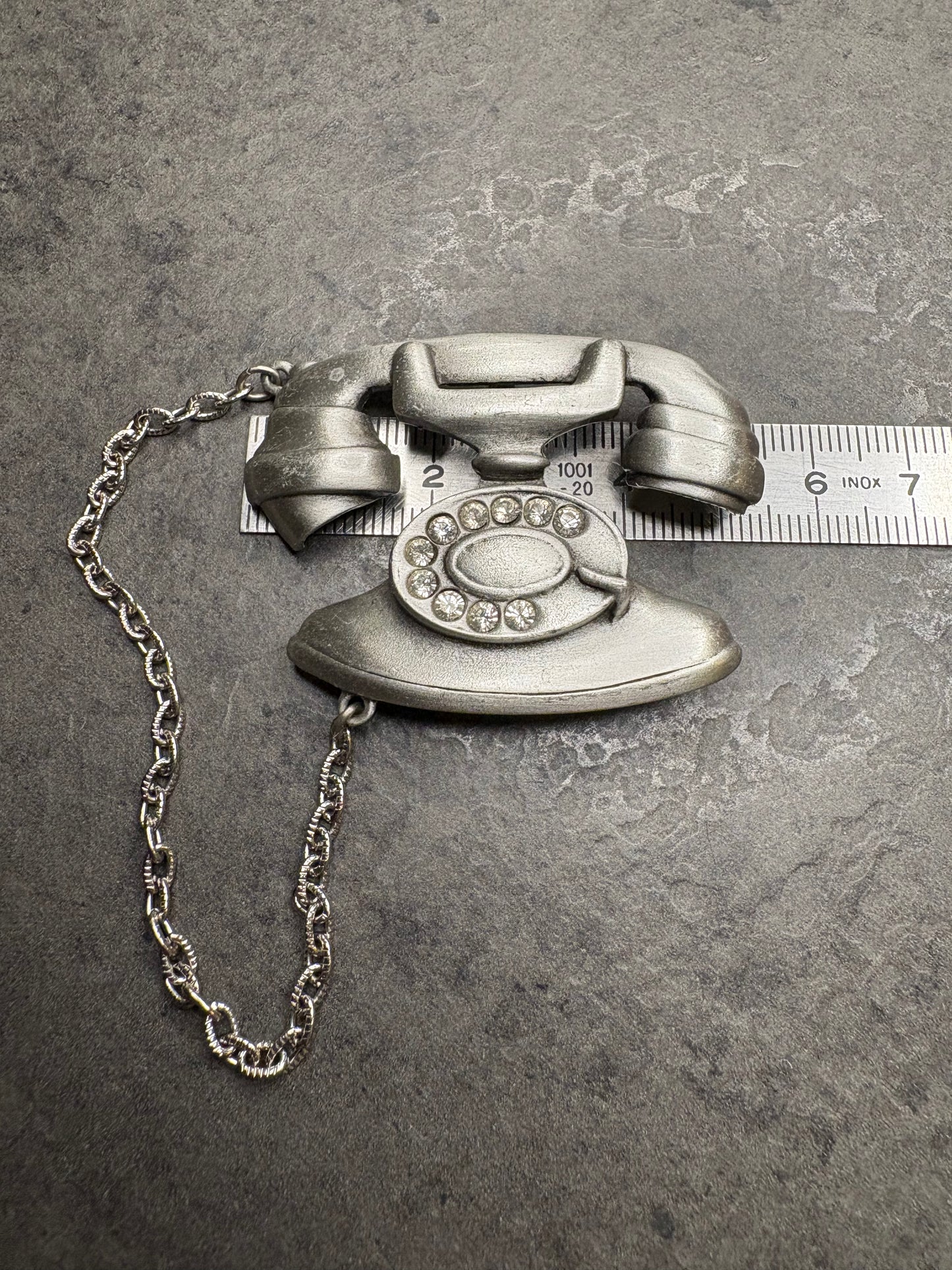 Spilla J.J “Telephone”