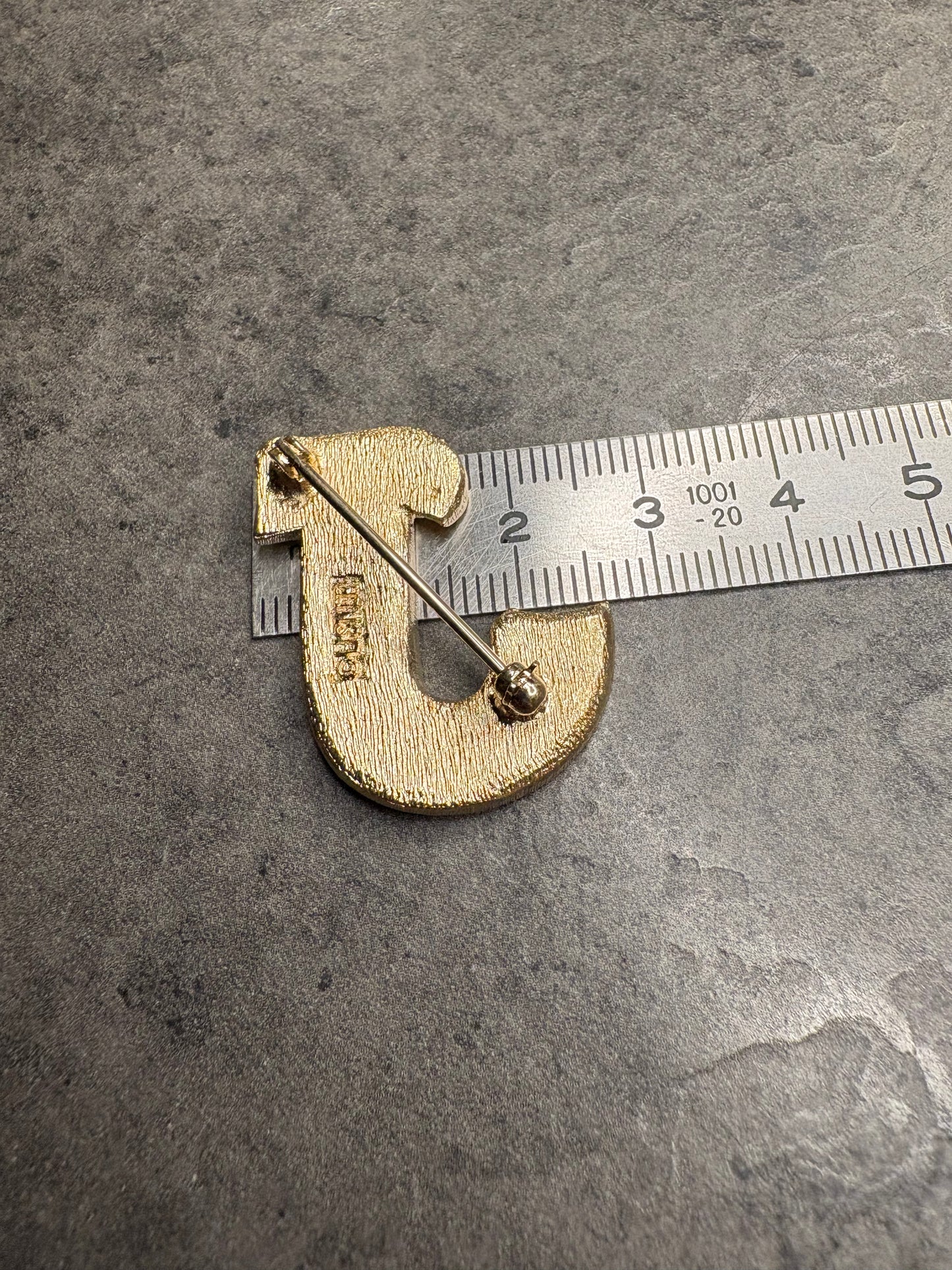 Spilla Lisner “J”