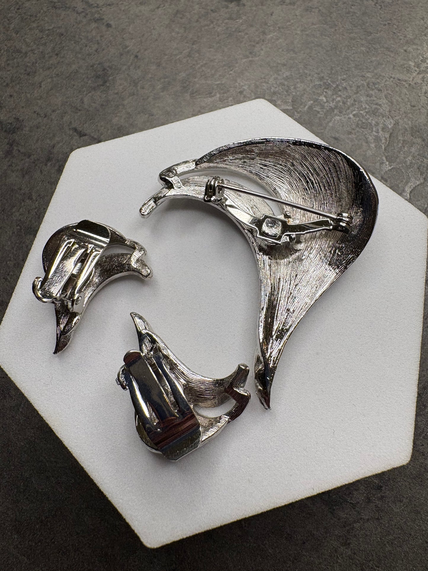 Parure Spilla e Orecchini